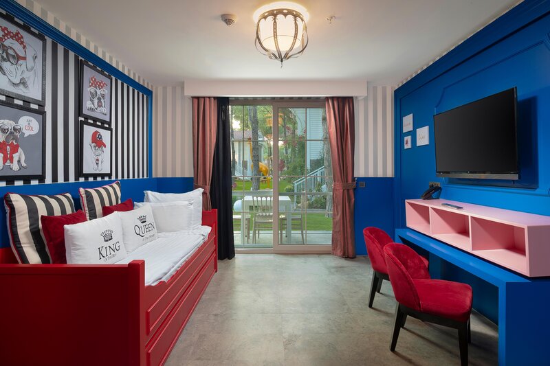 SELECTUM LUXURY RESORT
