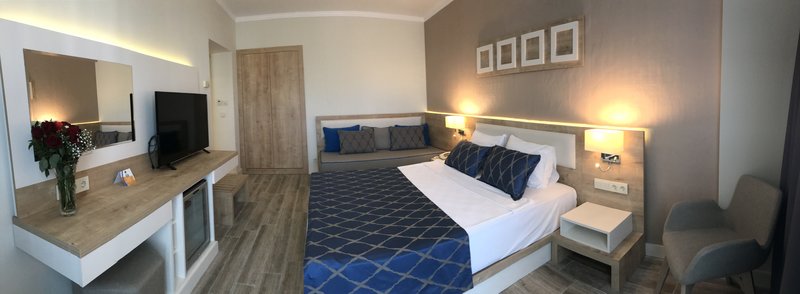 FORTEZZA BEACH RESORT