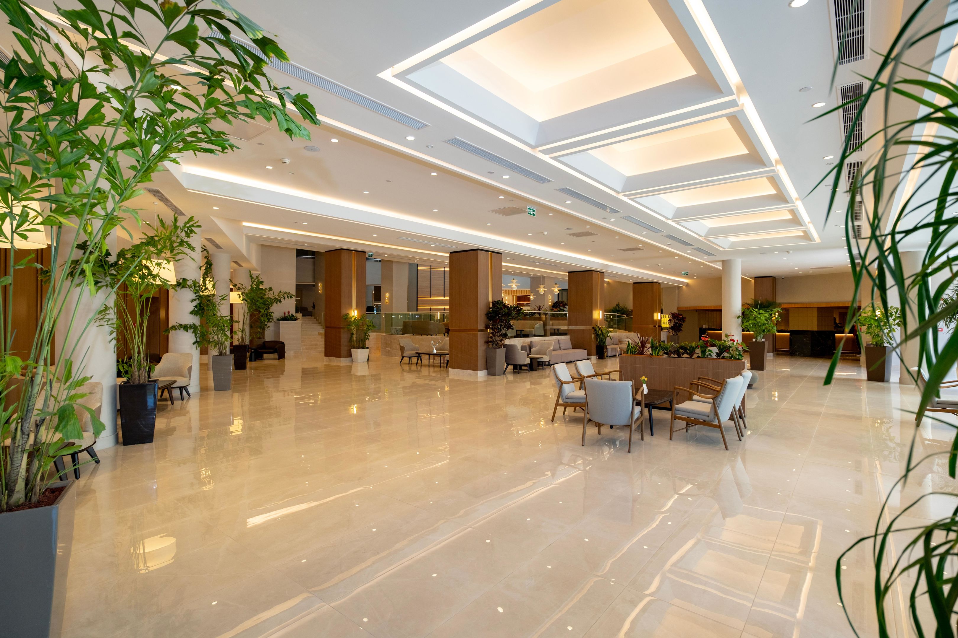 SEVEN SEAS HOTEL LIFE