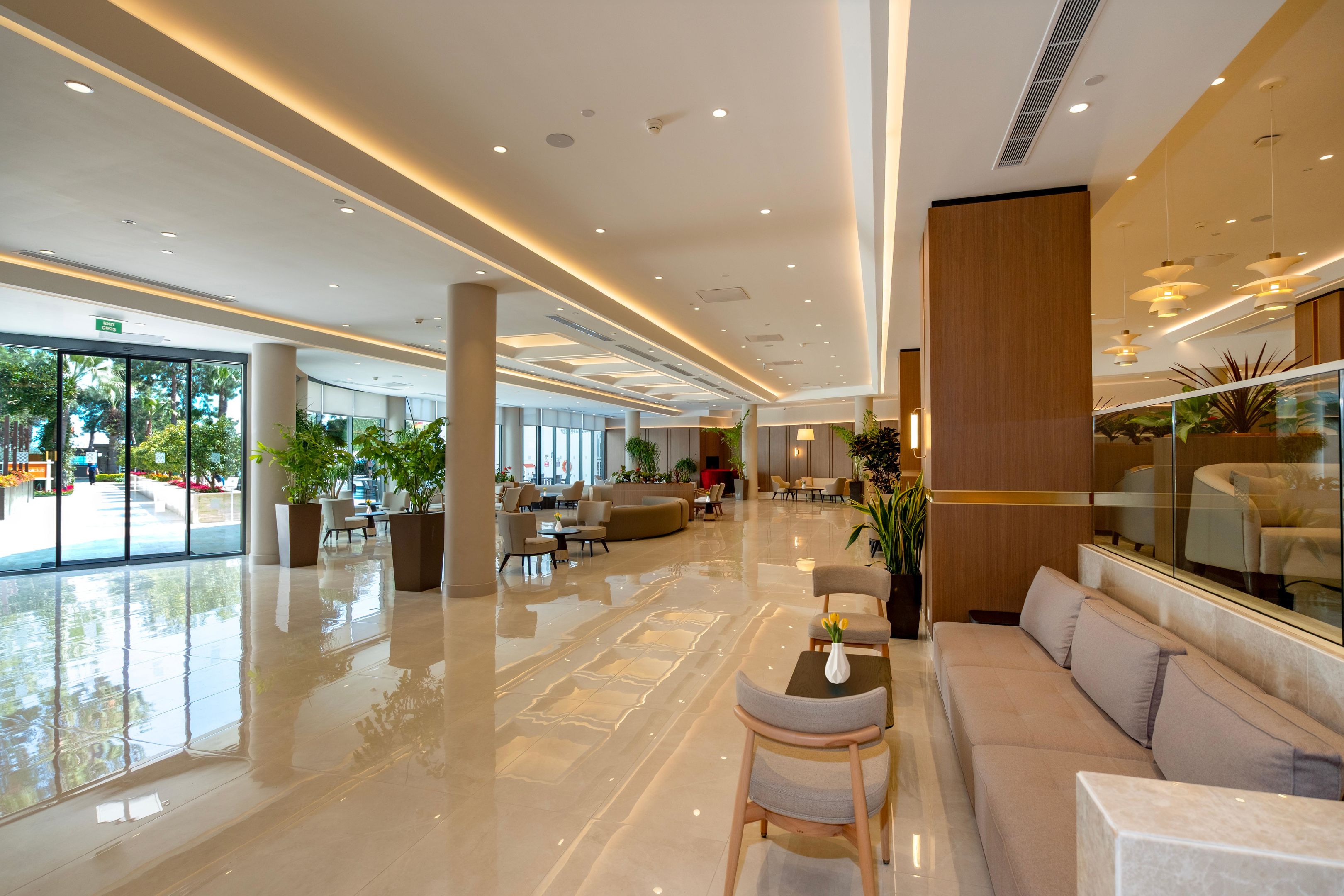 SEVEN SEAS HOTEL LIFE