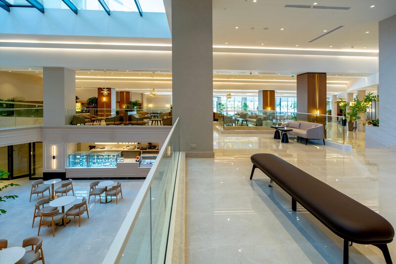 SEVEN SEAS HOTEL LIFE