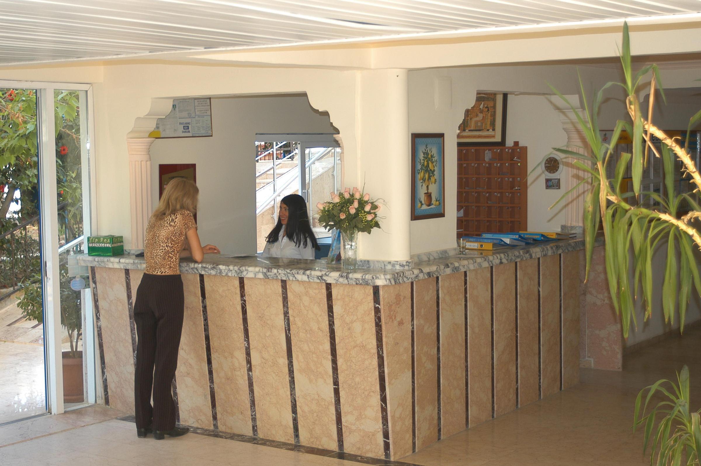 MUZ HOTEL