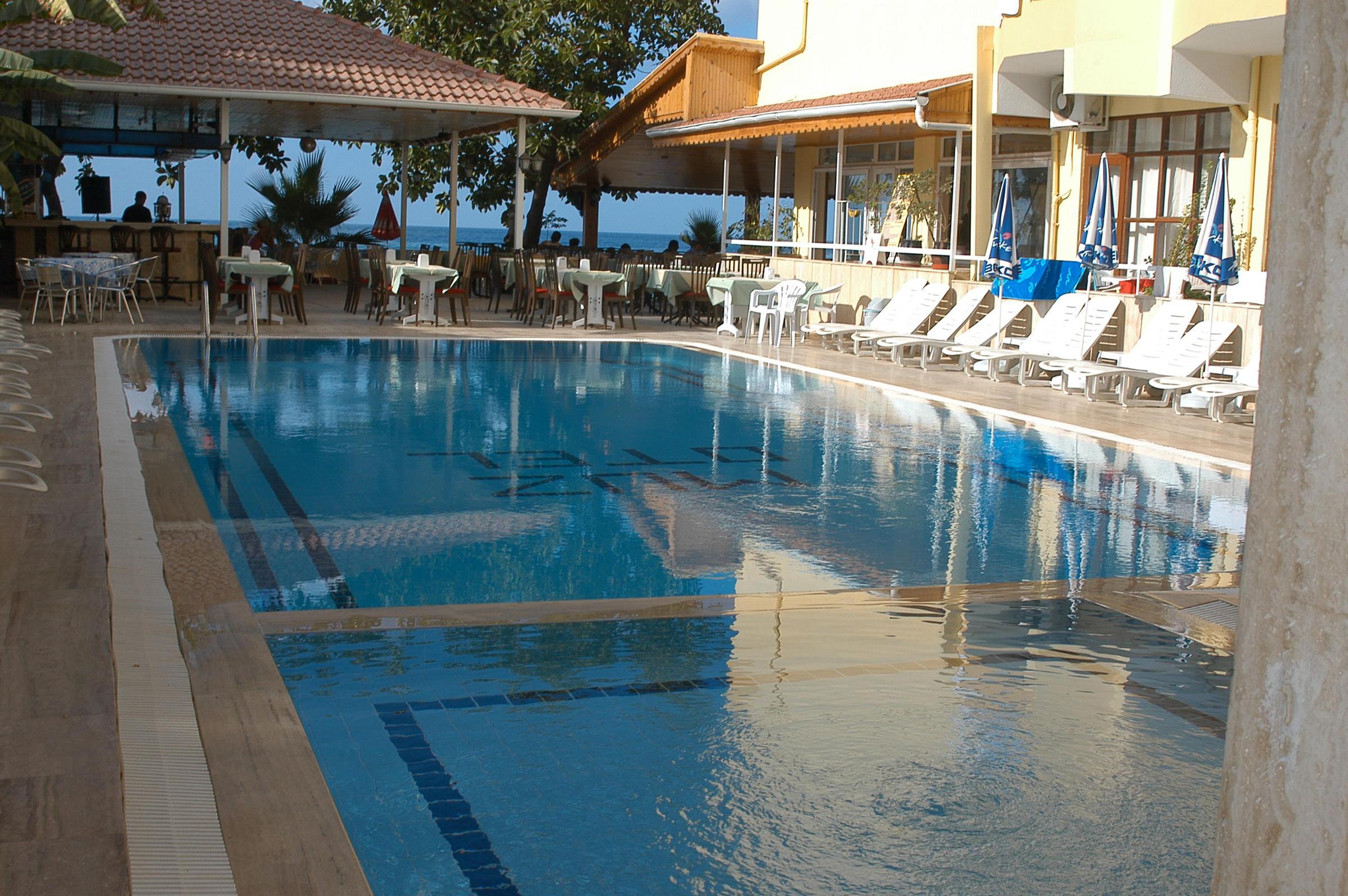 MUZ HOTEL