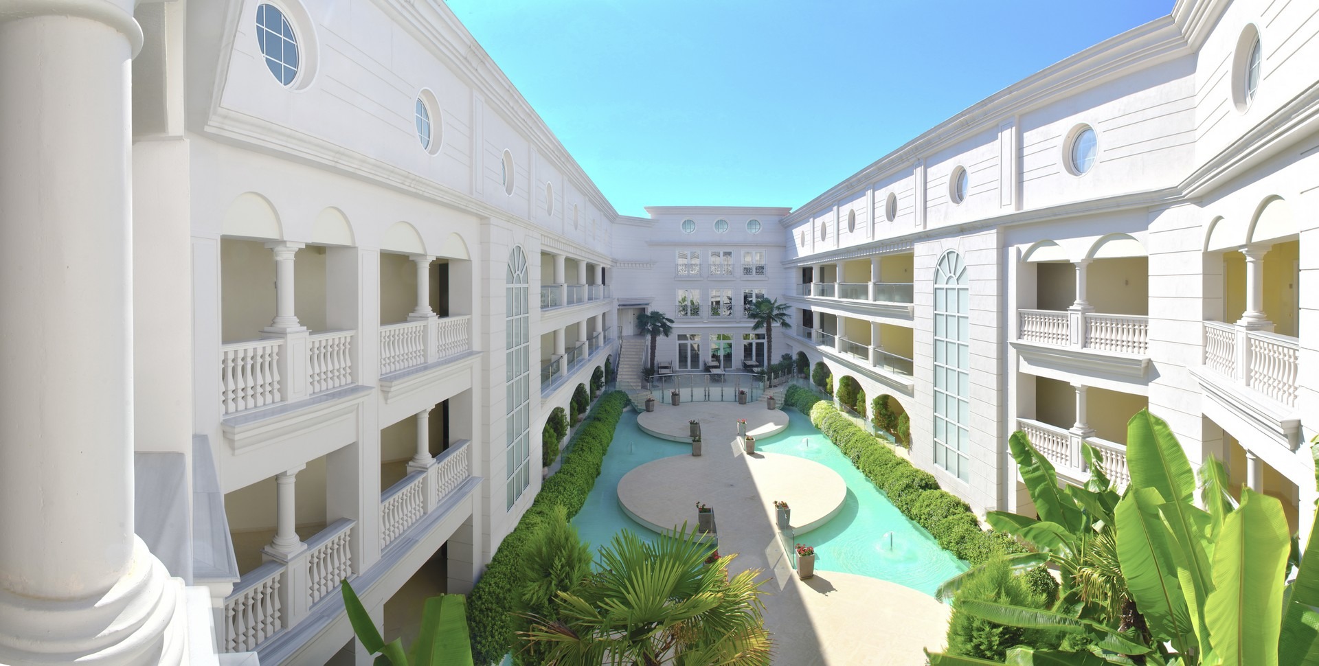 ELINOTEL APOLAMARE