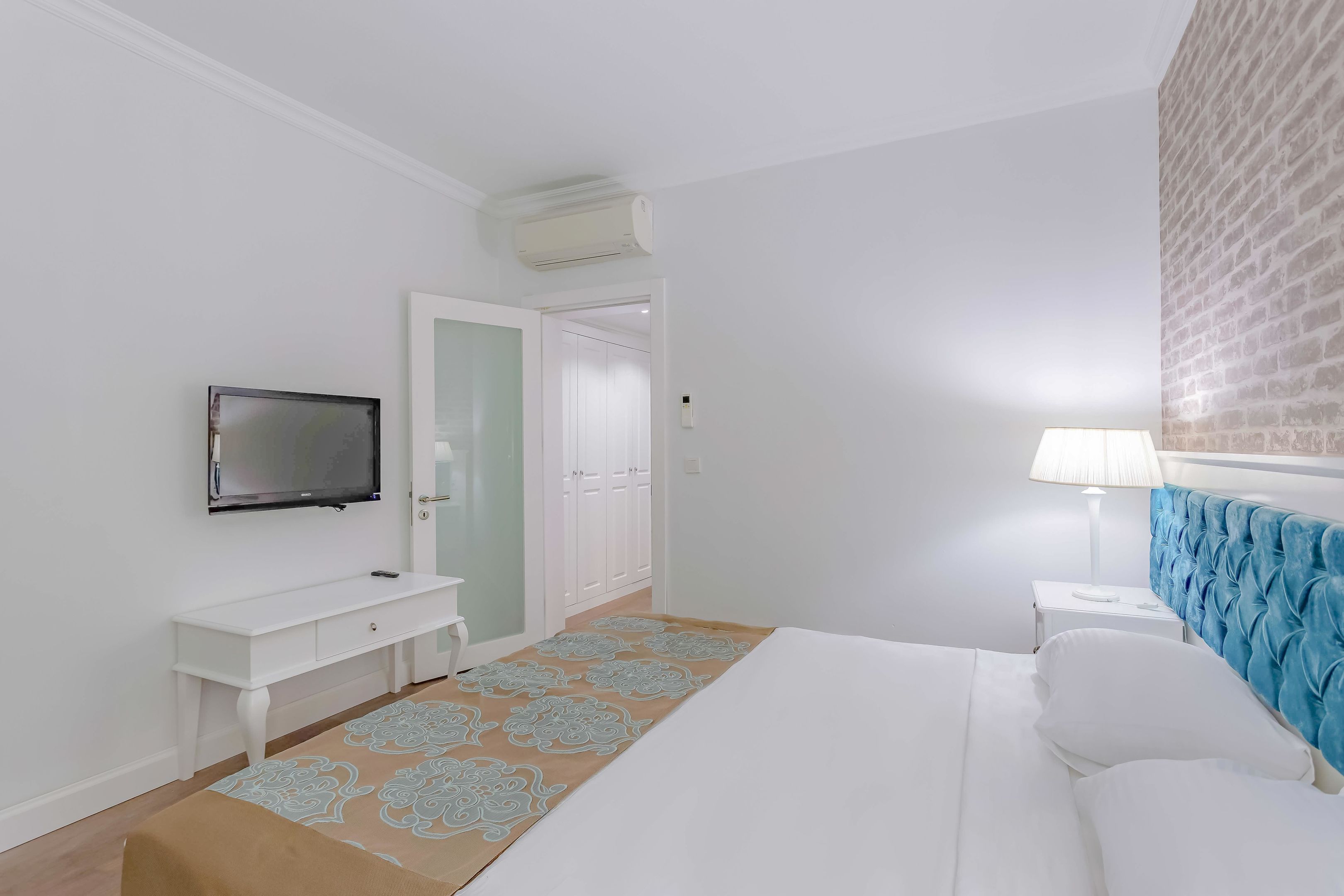 ASTERIA FAMILY RESORT SIDE