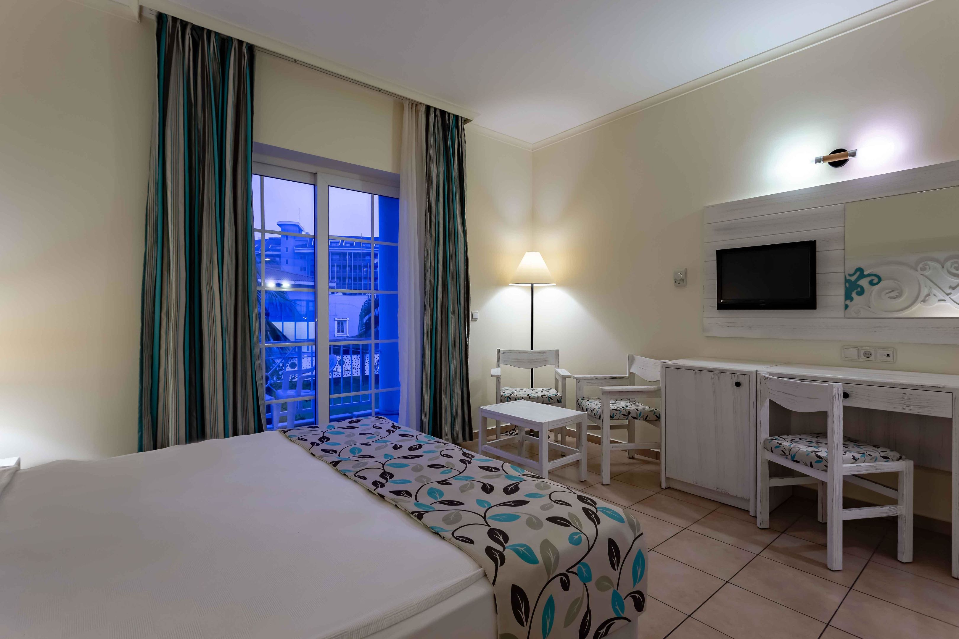 ASTERIA FAMILY RESORT SIDE