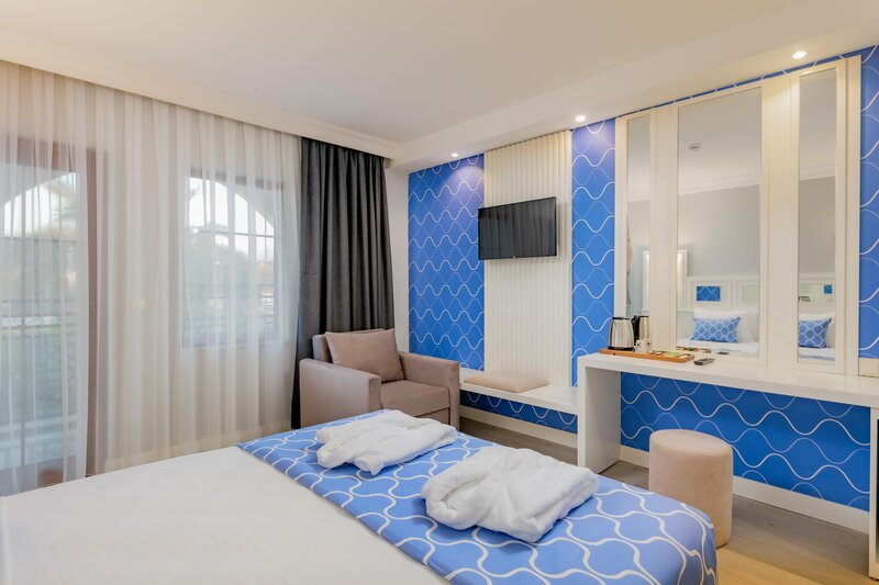 SELECTUM COLOURS SIDE