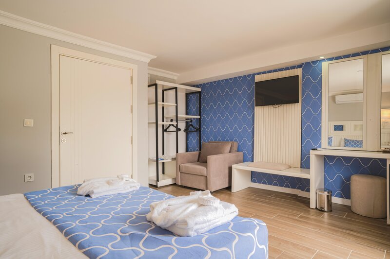 SELECTUM COLOURS SIDE
