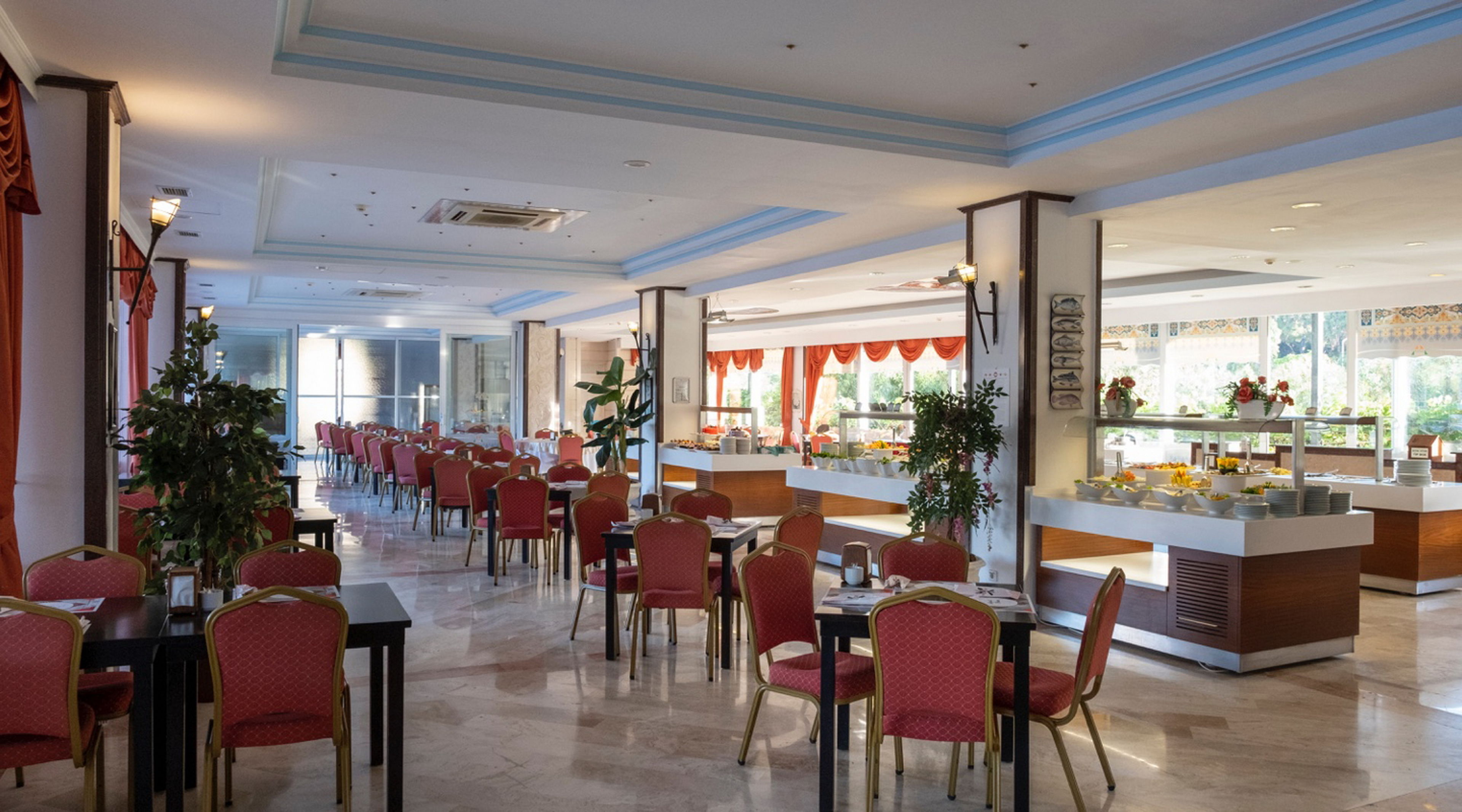PINE HOUSE HOTEL