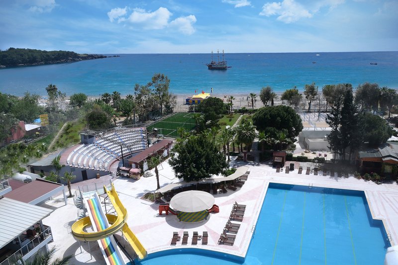 MIRA MERIDIA BEACH HOTEL