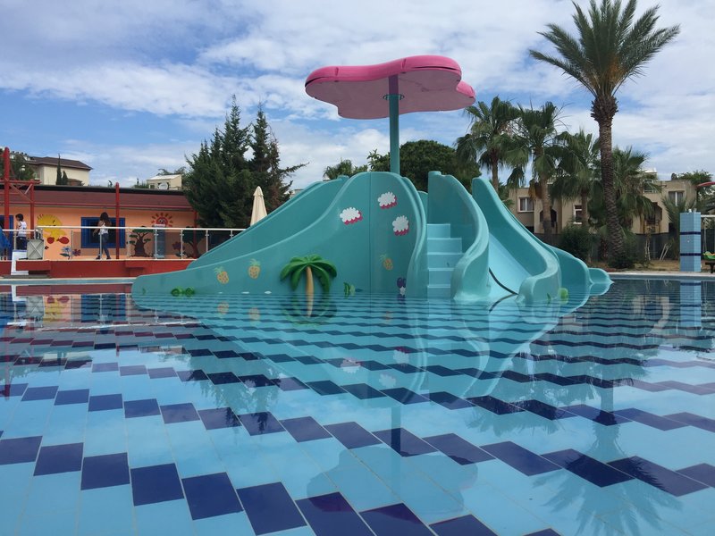 MIRA MERIDIA BEACH HOTEL
