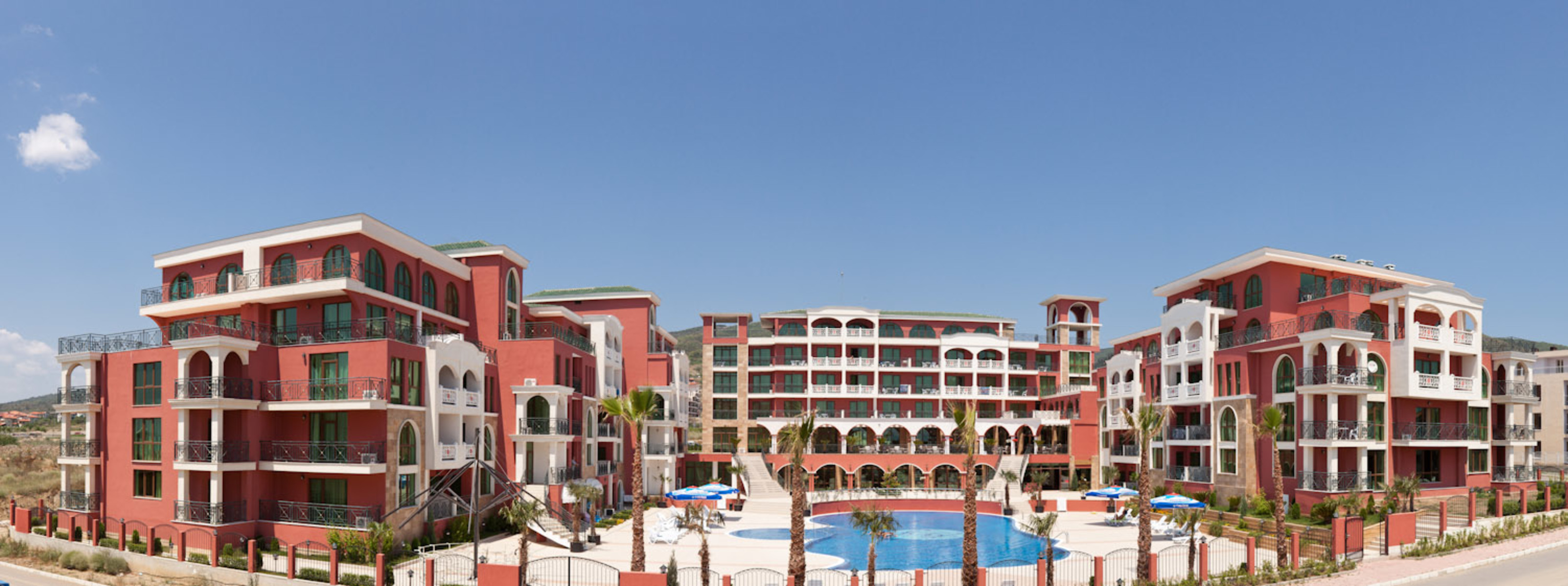 SAINT GEORGE PALACE SAINT VLAS