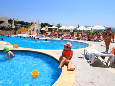 SMART HOLIDAY HOTEL