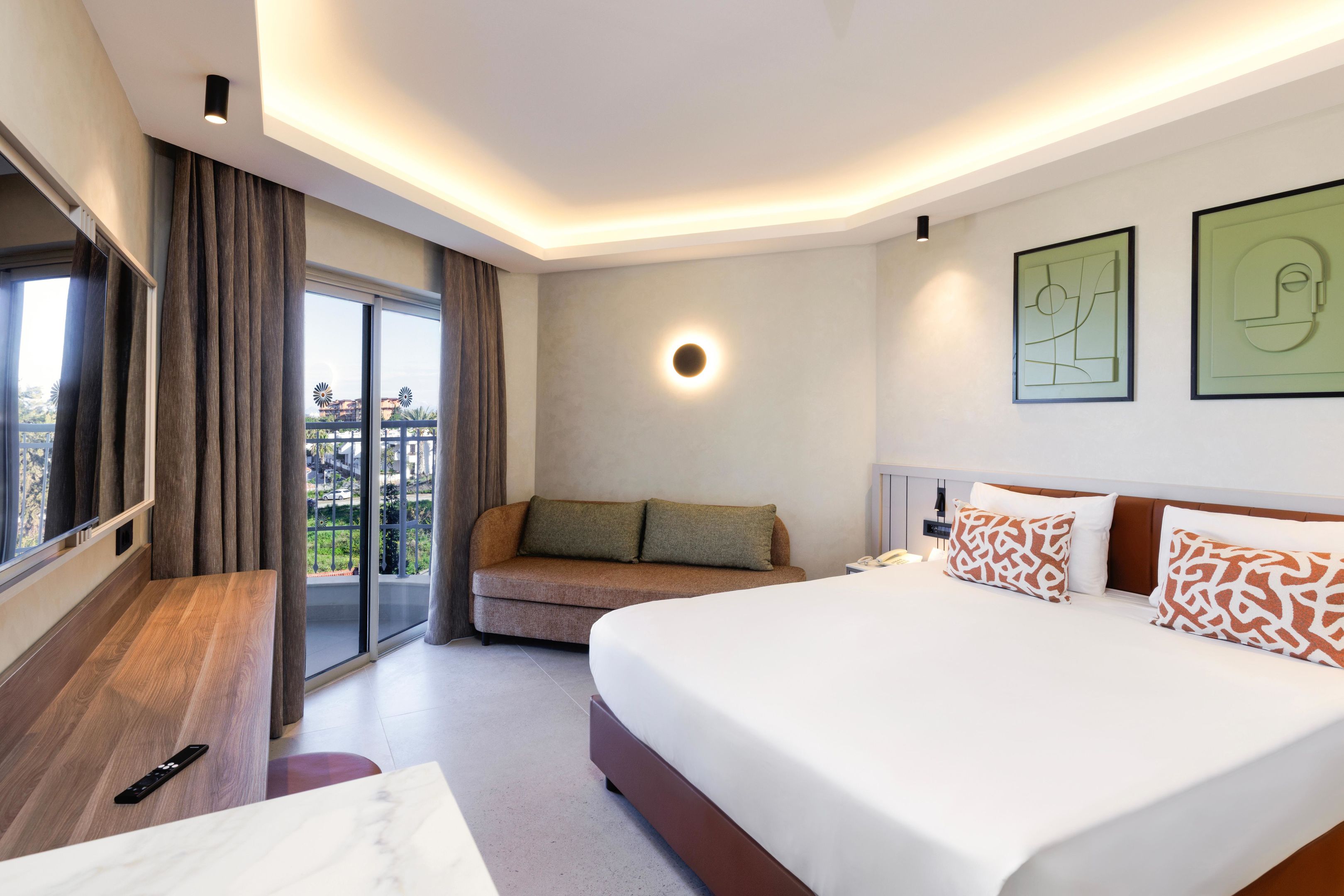 SIDE SUN HOTEL
