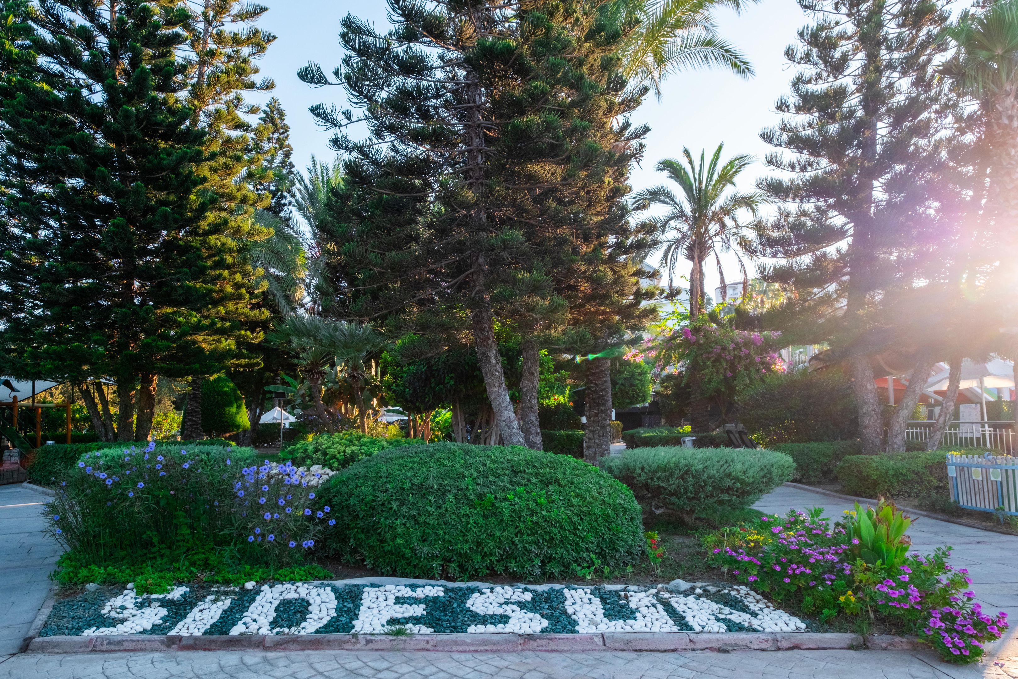 SIDE SUN HOTEL