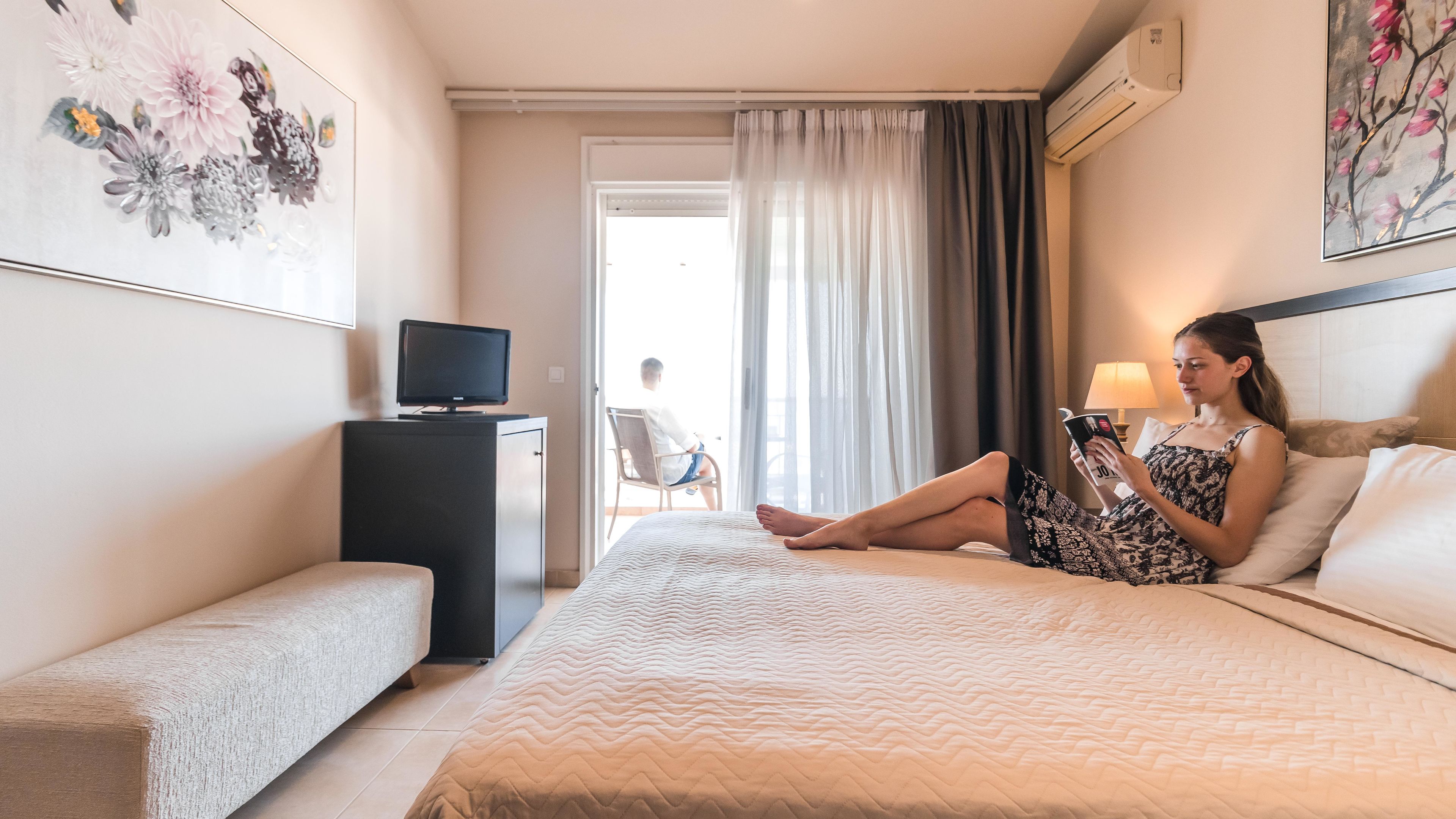ALKYONIS HOTEL