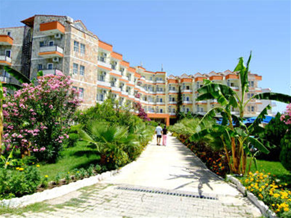 UK HOTEL KIRIS