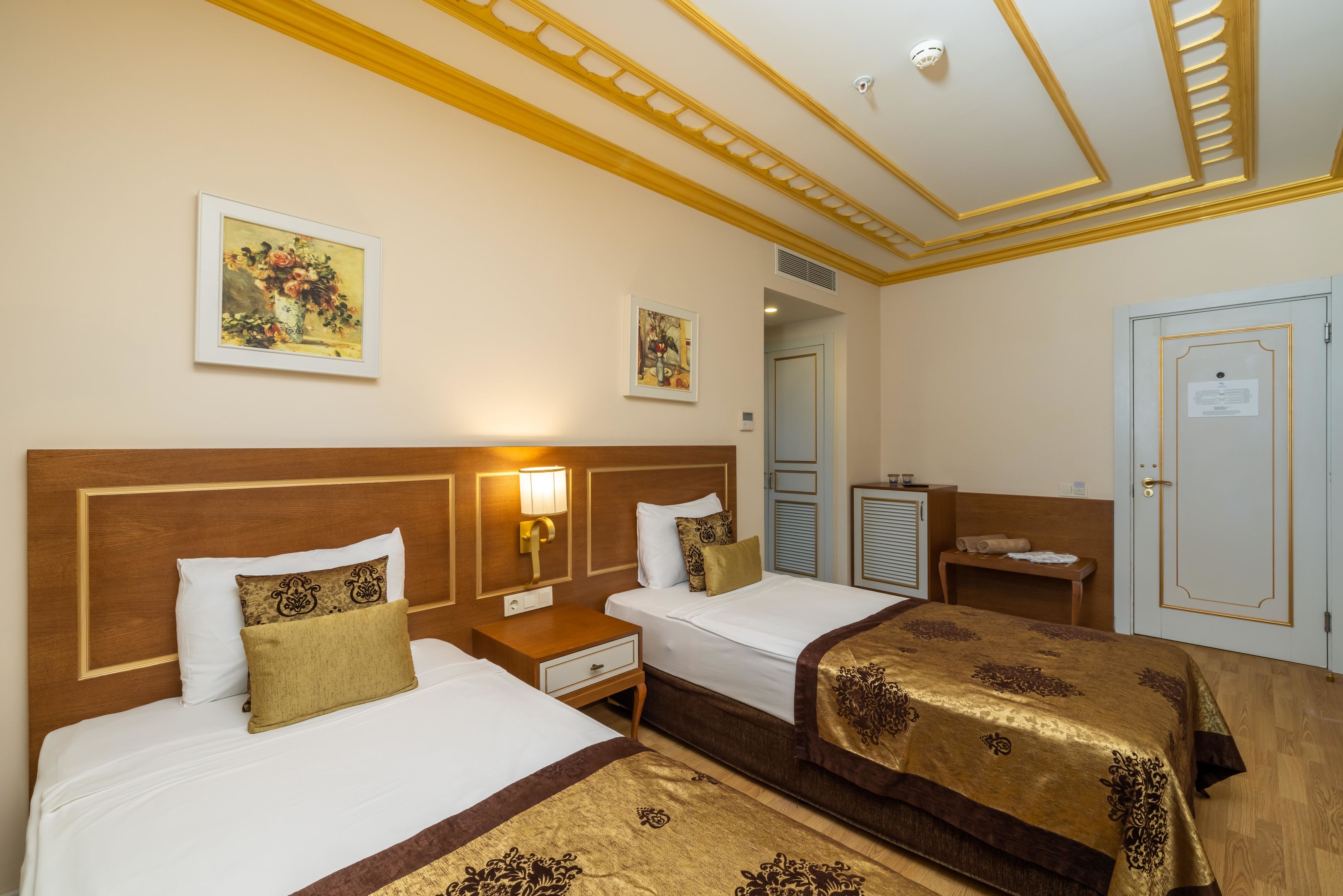 DIAMOND EXCELLENCE RESORT-SPA (ex.CRYSTAL PALACE)