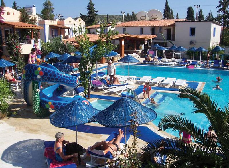 SUMMER GARDEN SUITES - BEACH HOTEL