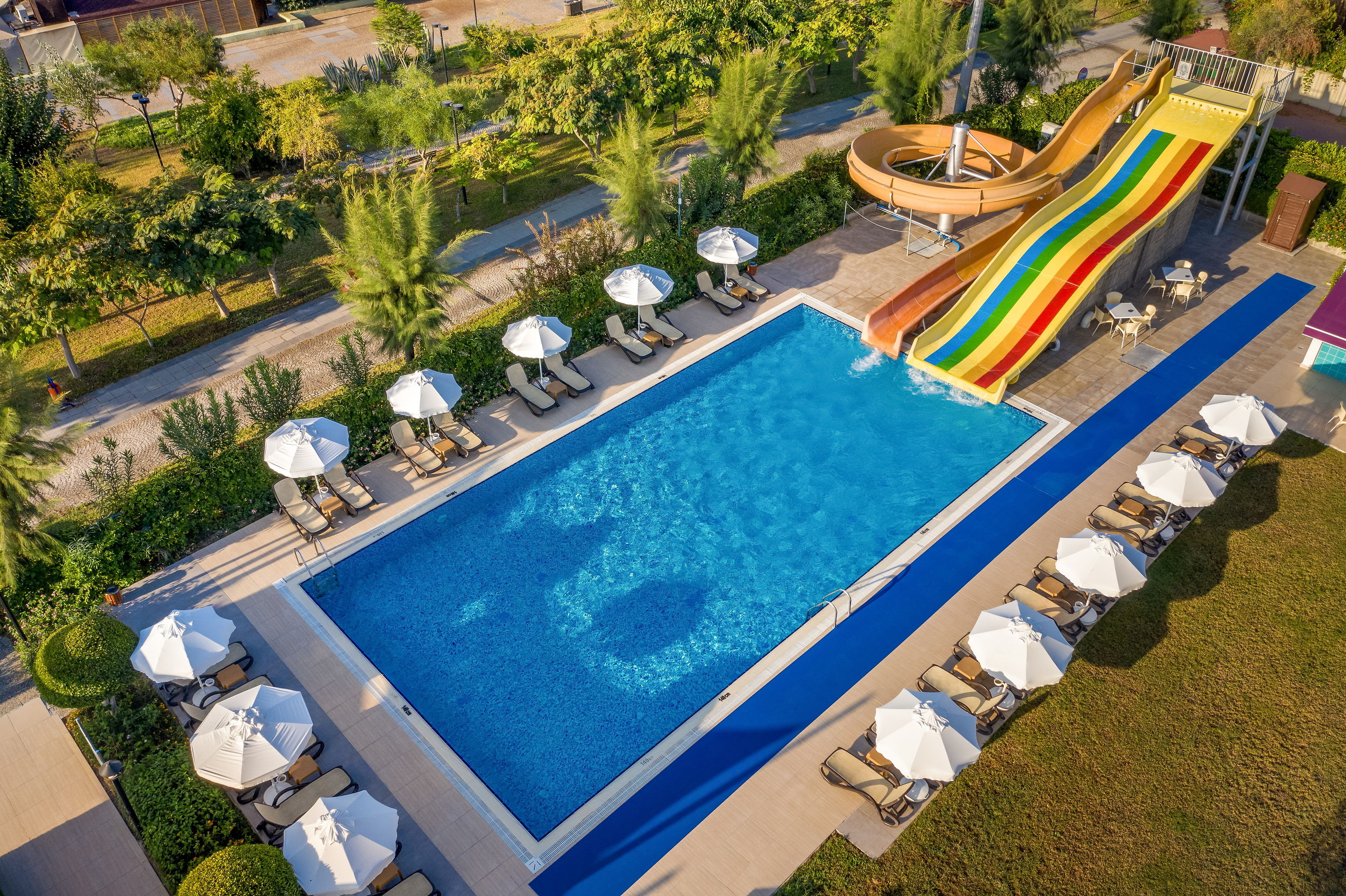 COMMODORE ELITE SUITE-SPA ADULT ONLY 18+
