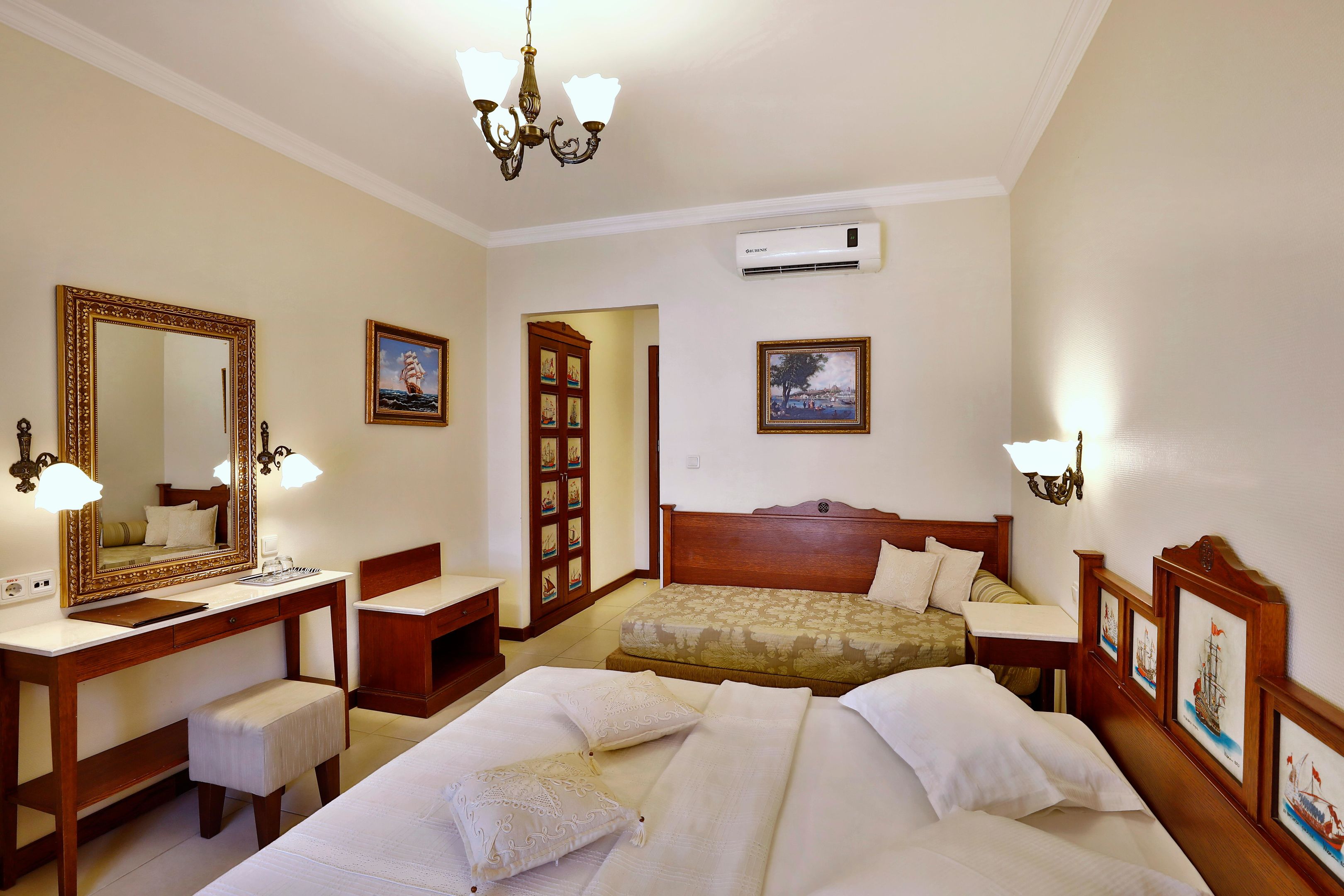 CLUB YALI RESORT