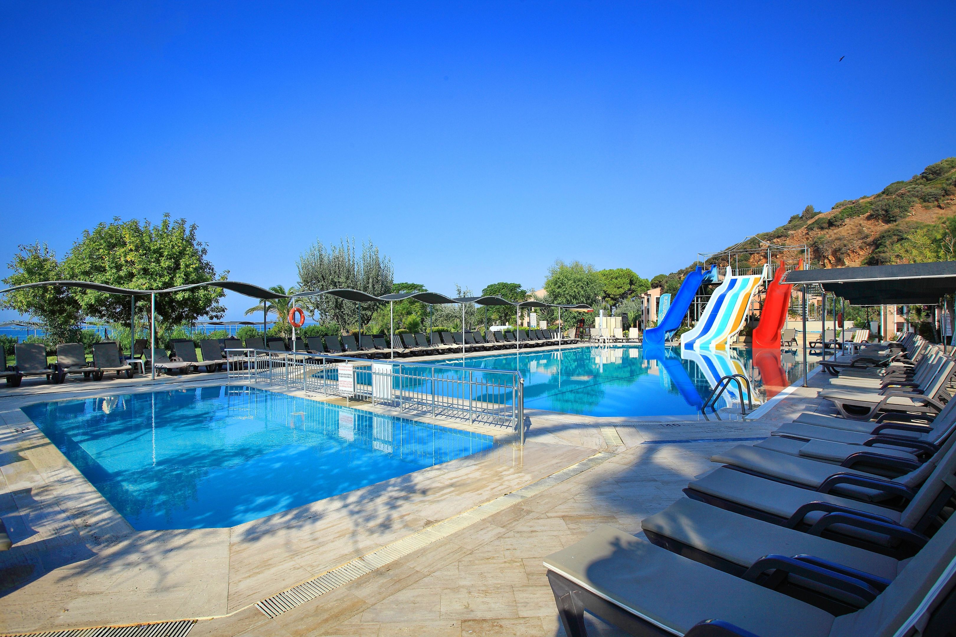 CLUB YALI RESORT