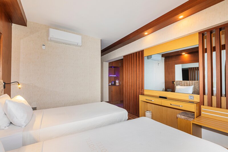 FAME BEACH HOTEL