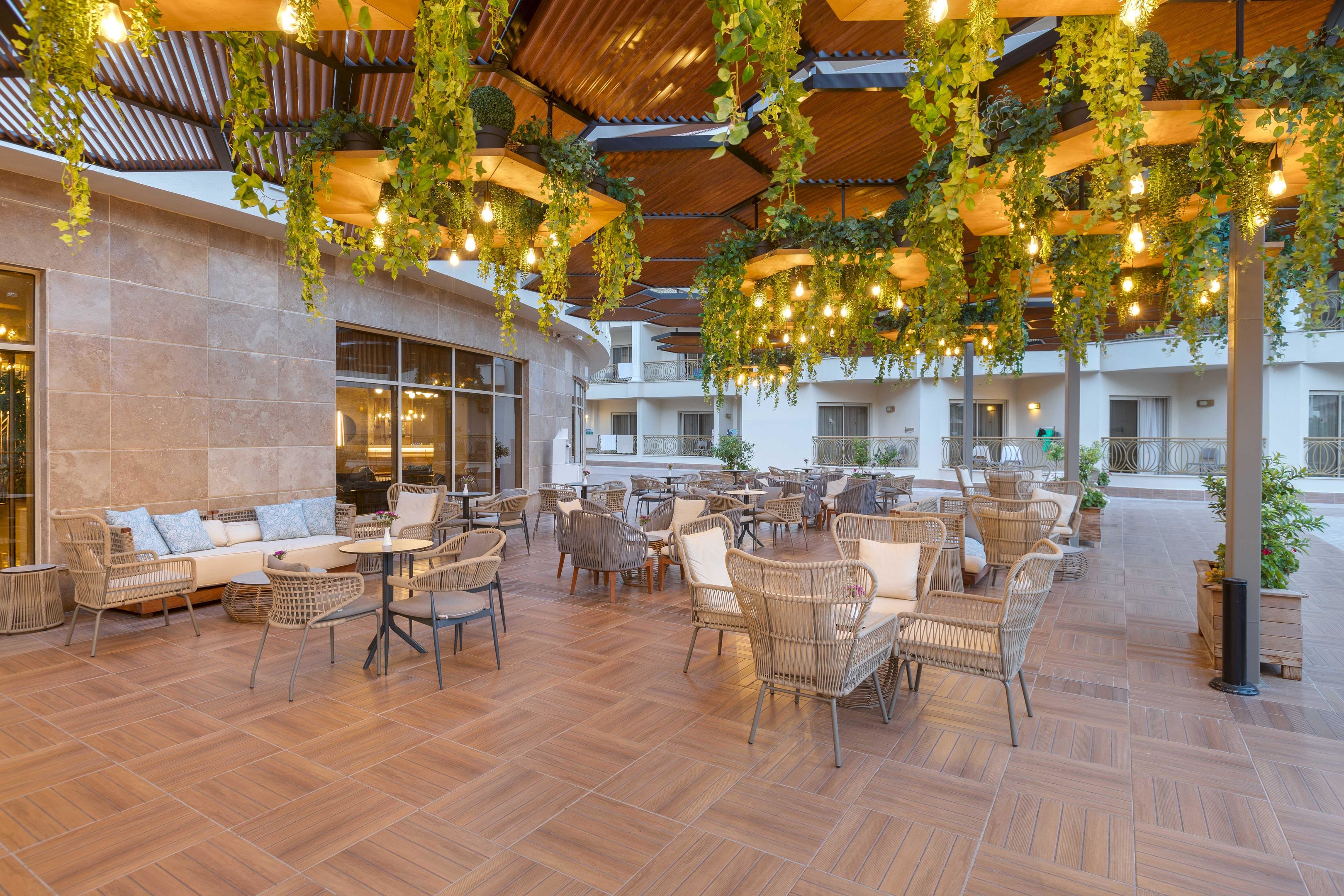 KIRMAN BELAZUR RESORT-SPA