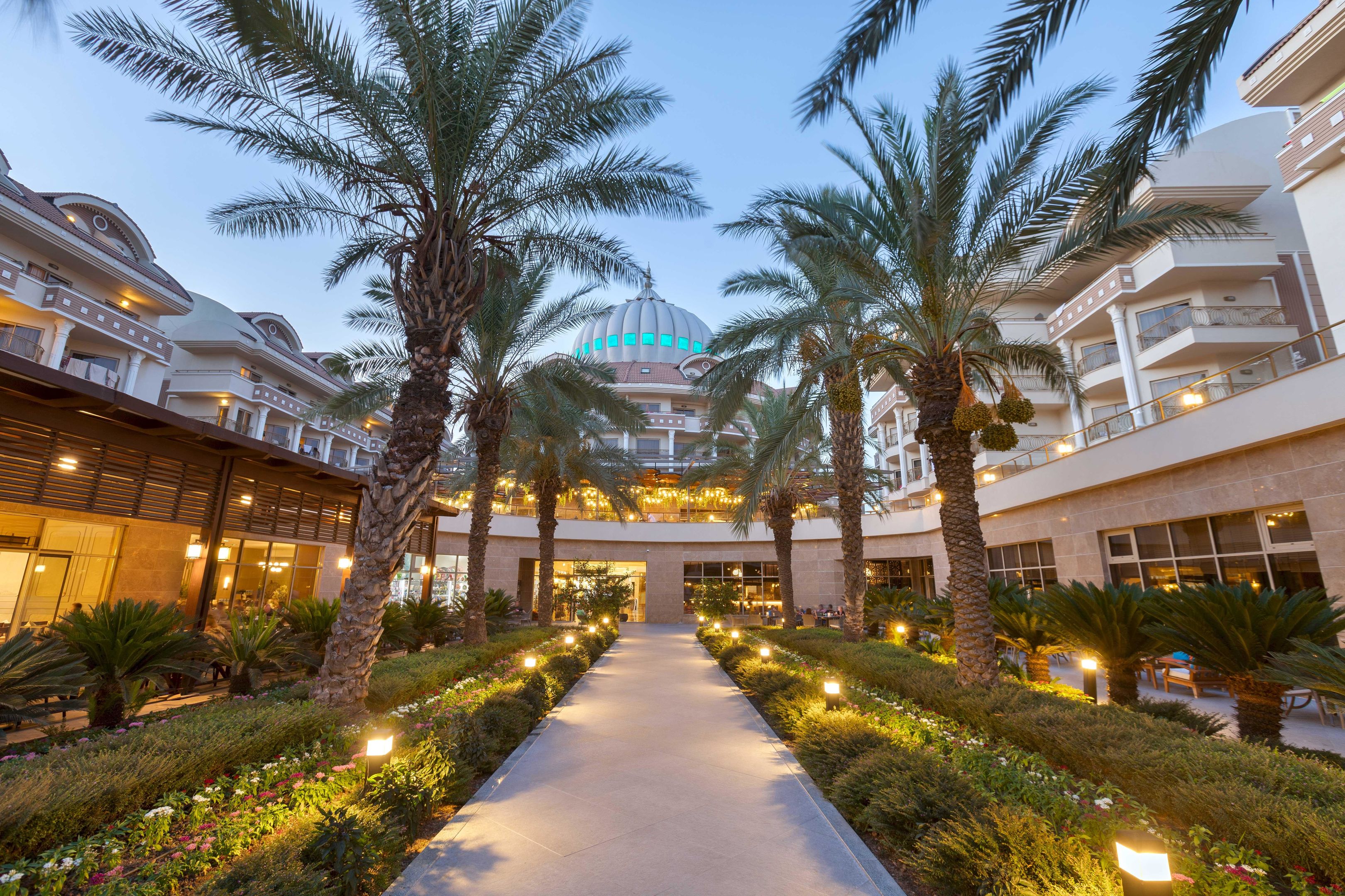 KIRMAN BELAZUR RESORT-SPA