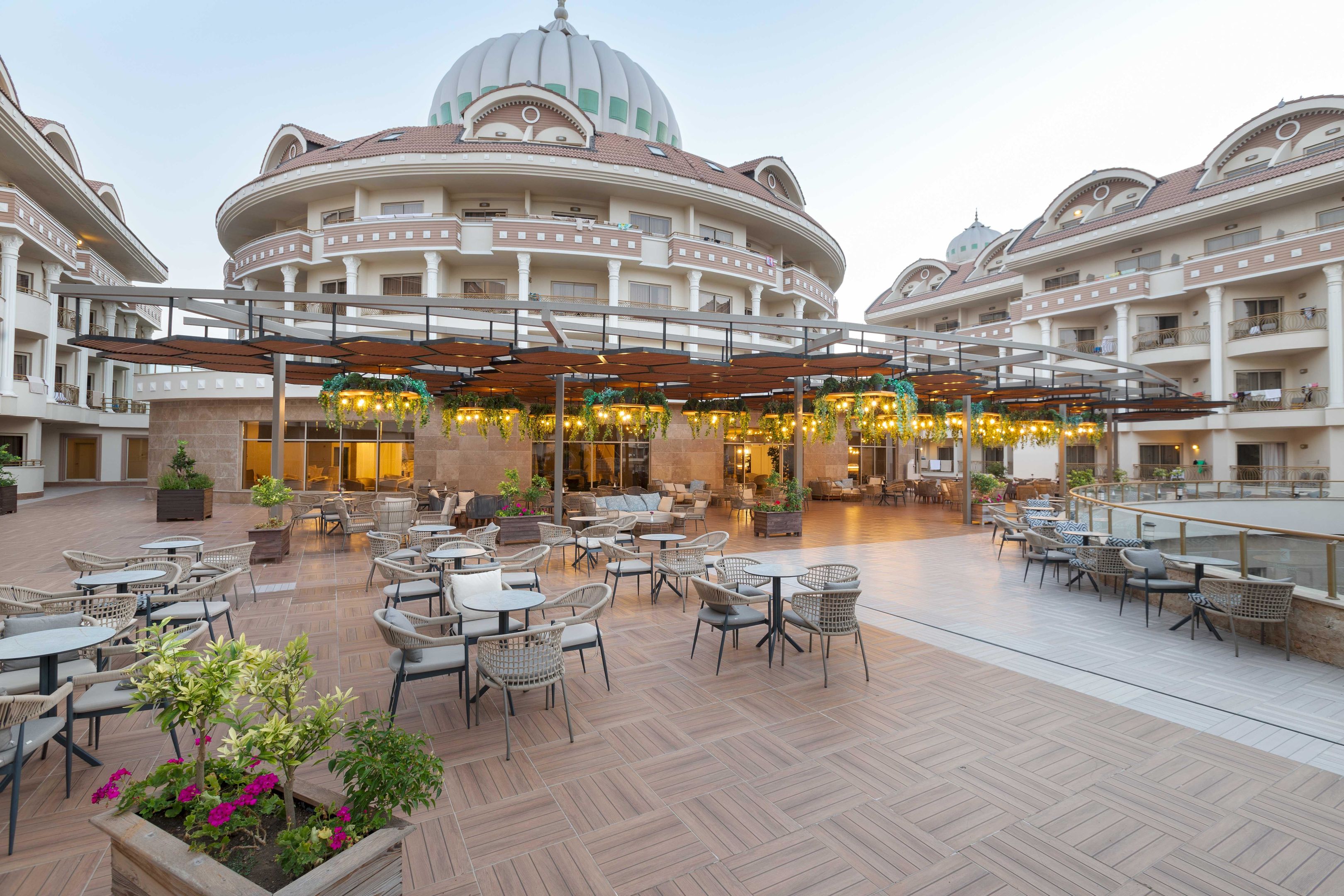 KIRMAN BELAZUR RESORT-SPA