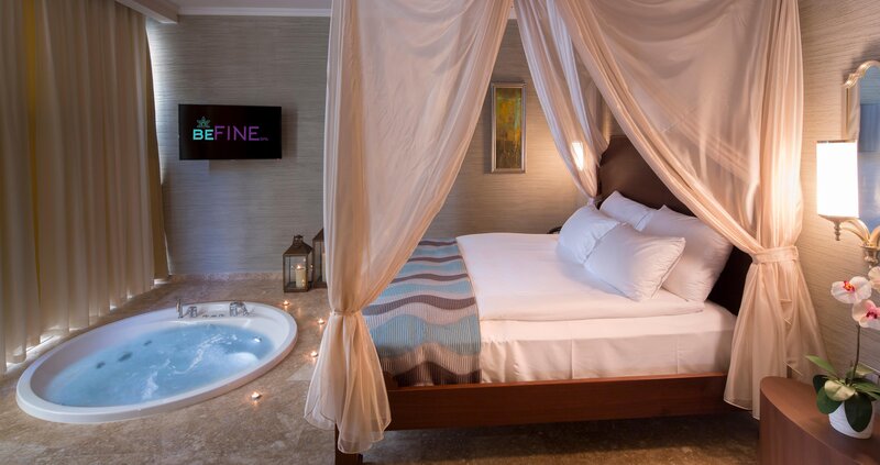 TITANIC DELUXE GOLF BELEK