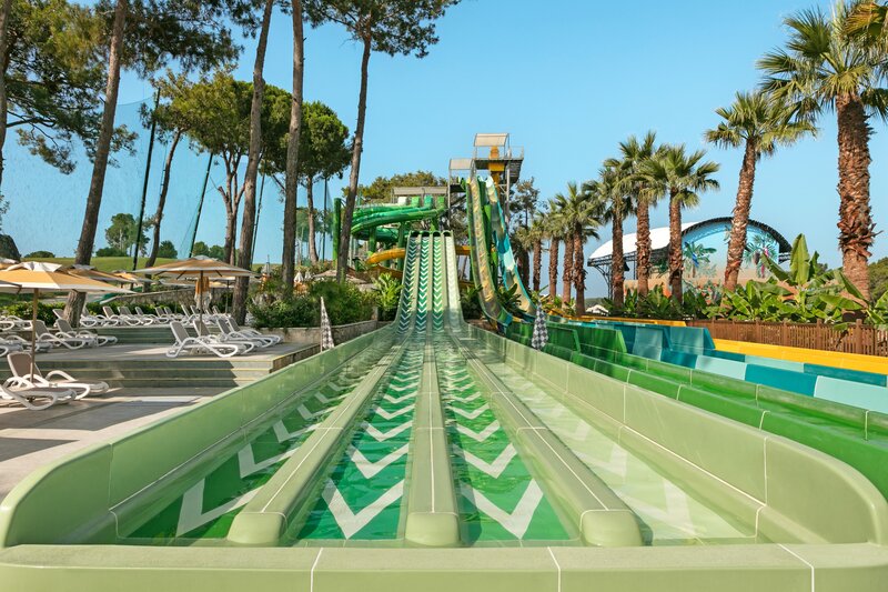 TITANIC DELUXE GOLF BELEK