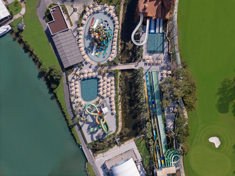 TITANIC DELUXE GOLF BELEK