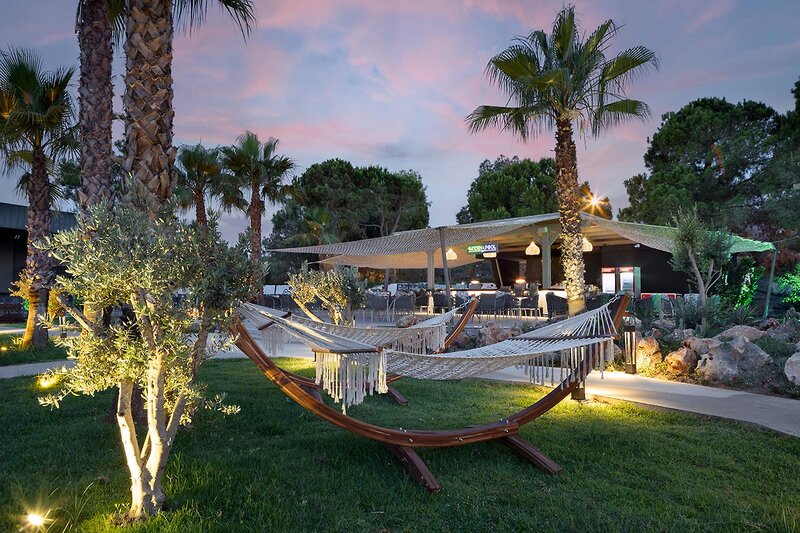 BERRY BLUE HOTEL