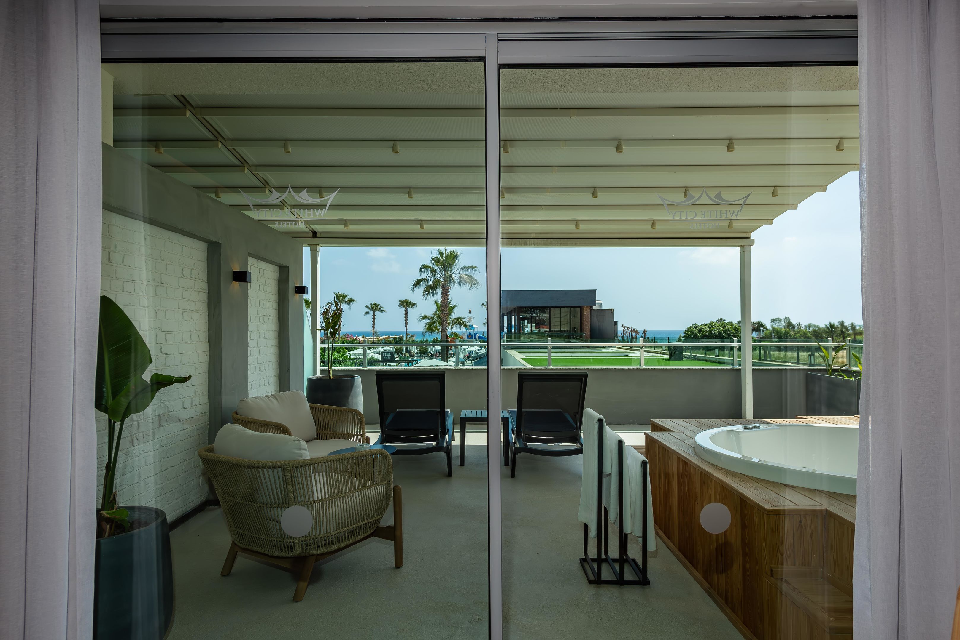 WHITE CITY RESORT