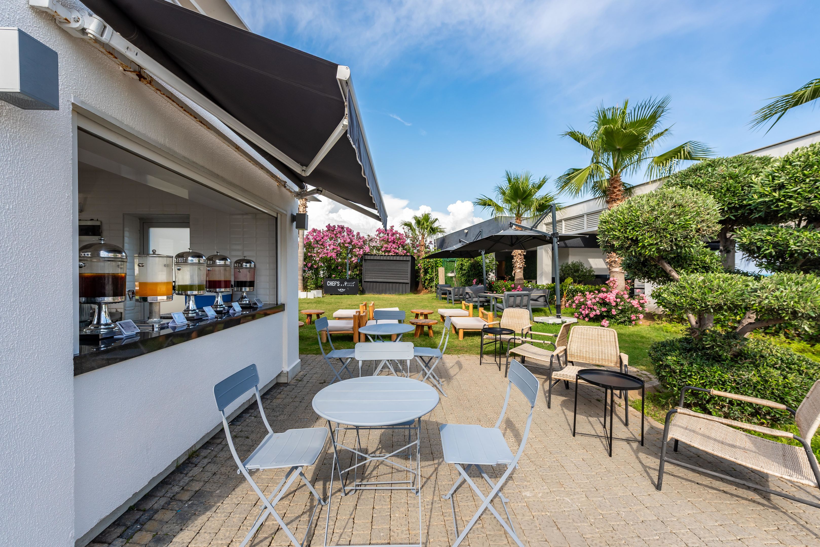 WHITE CITY RESORT