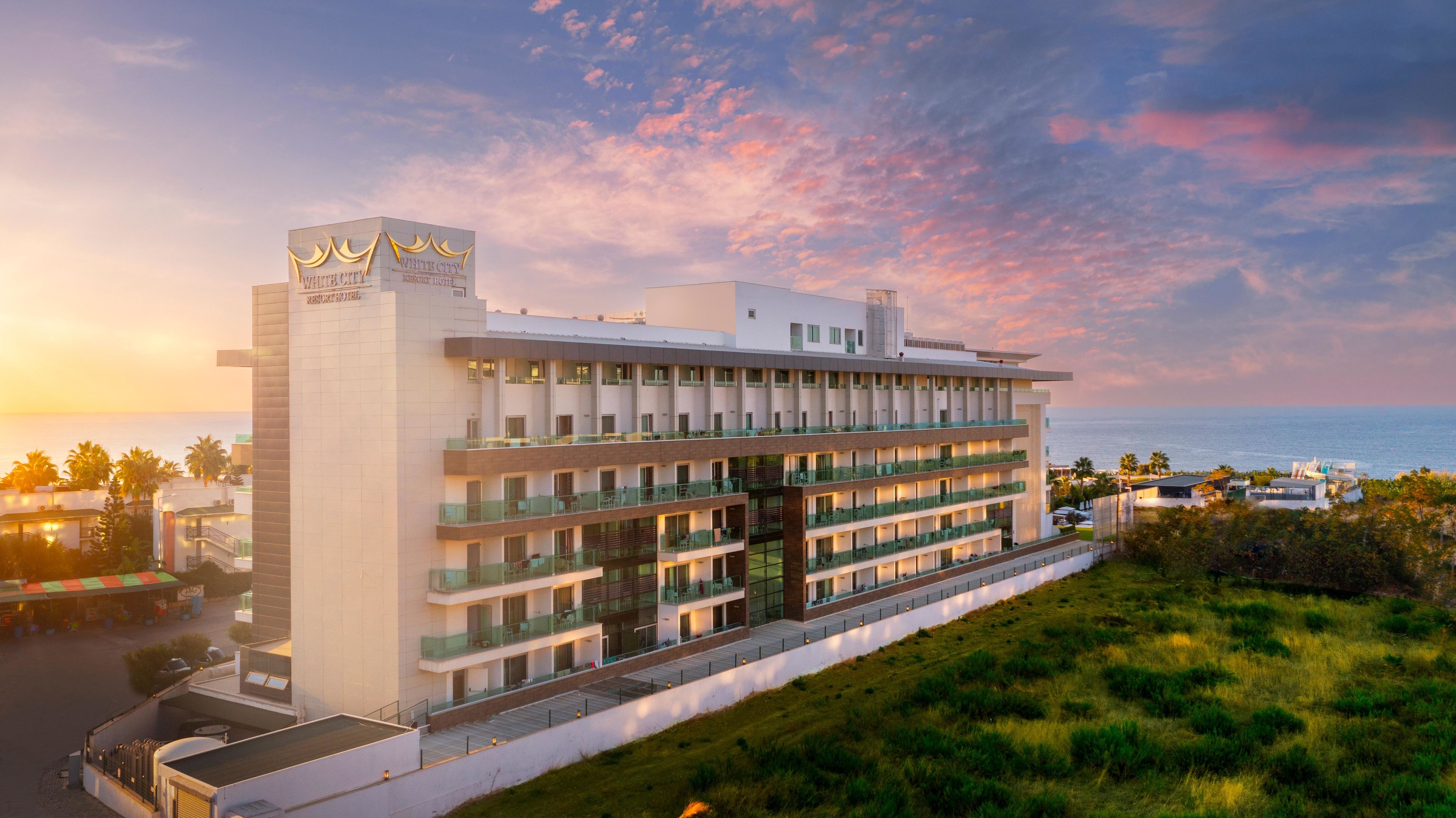 WHITE CITY RESORT