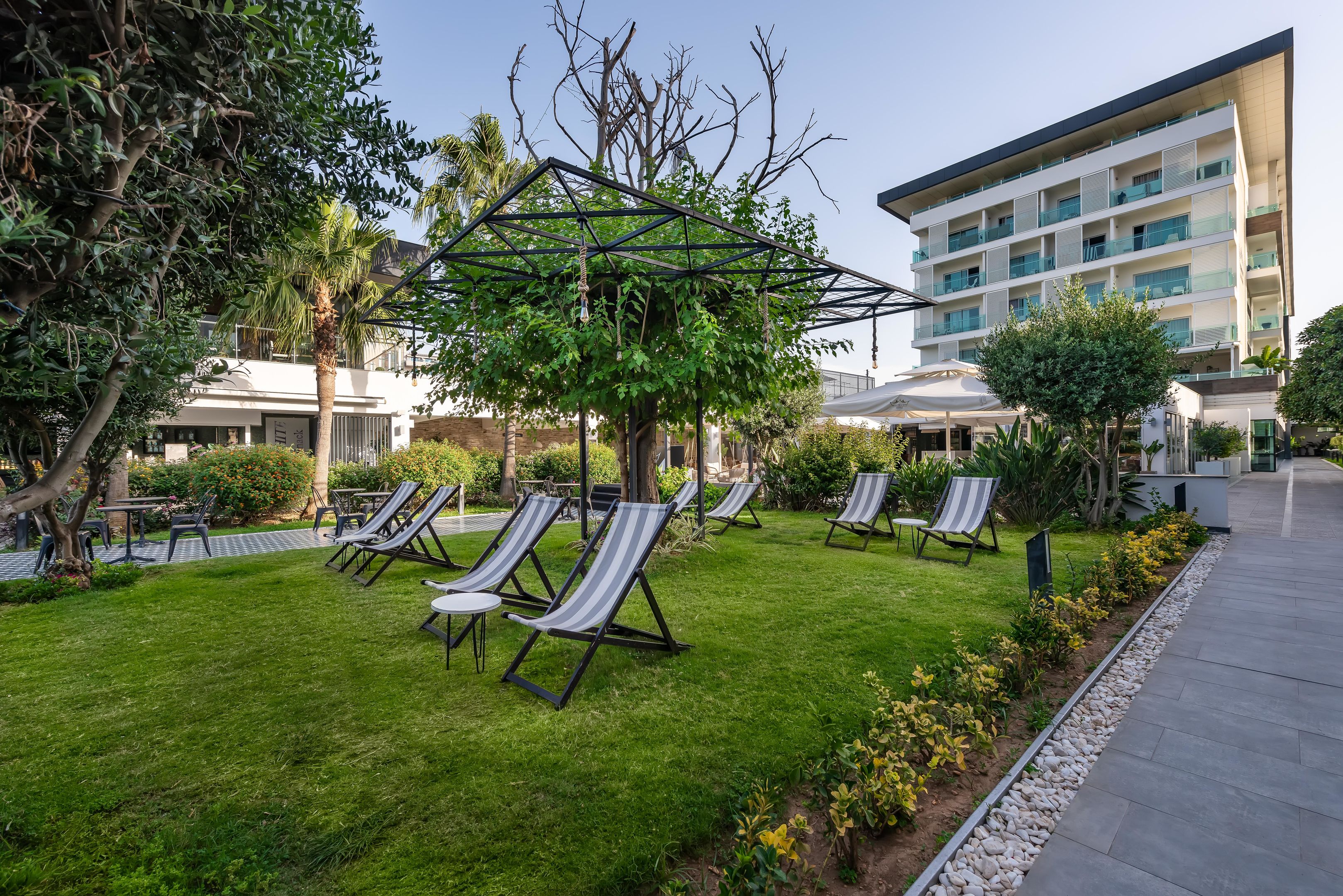 WHITE CITY RESORT