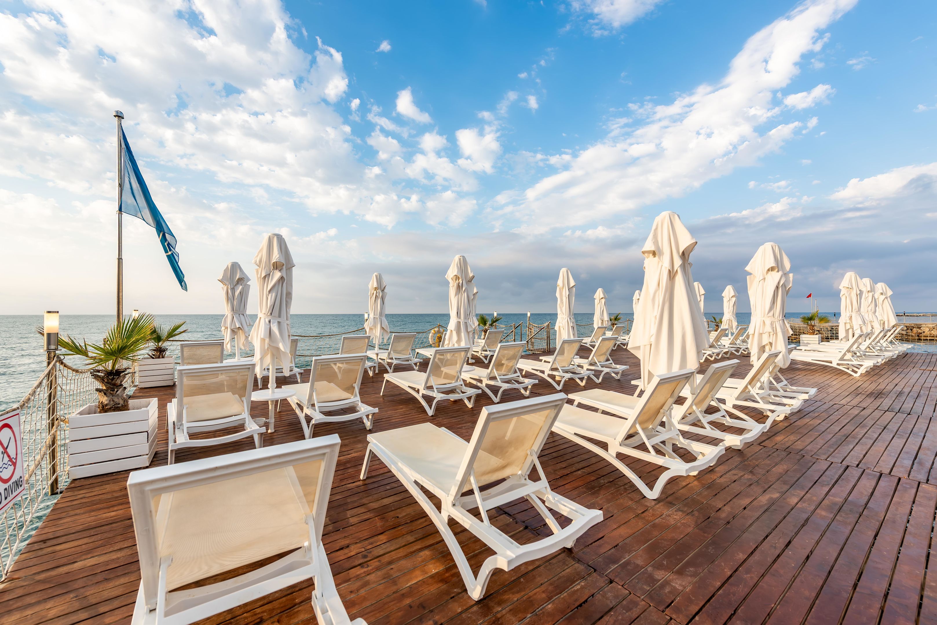 WHITE CITY RESORT