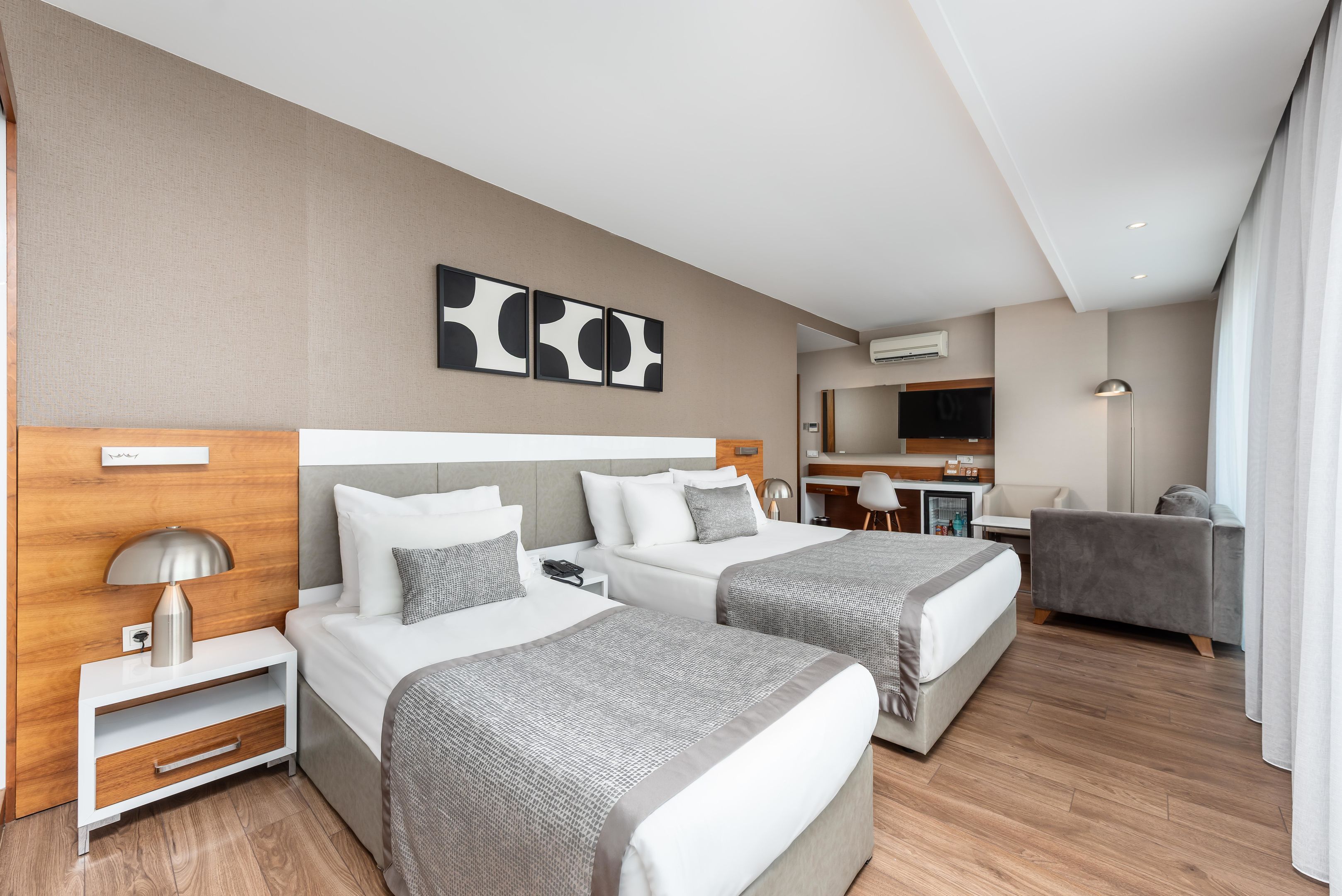 WHITE CITY RESORT