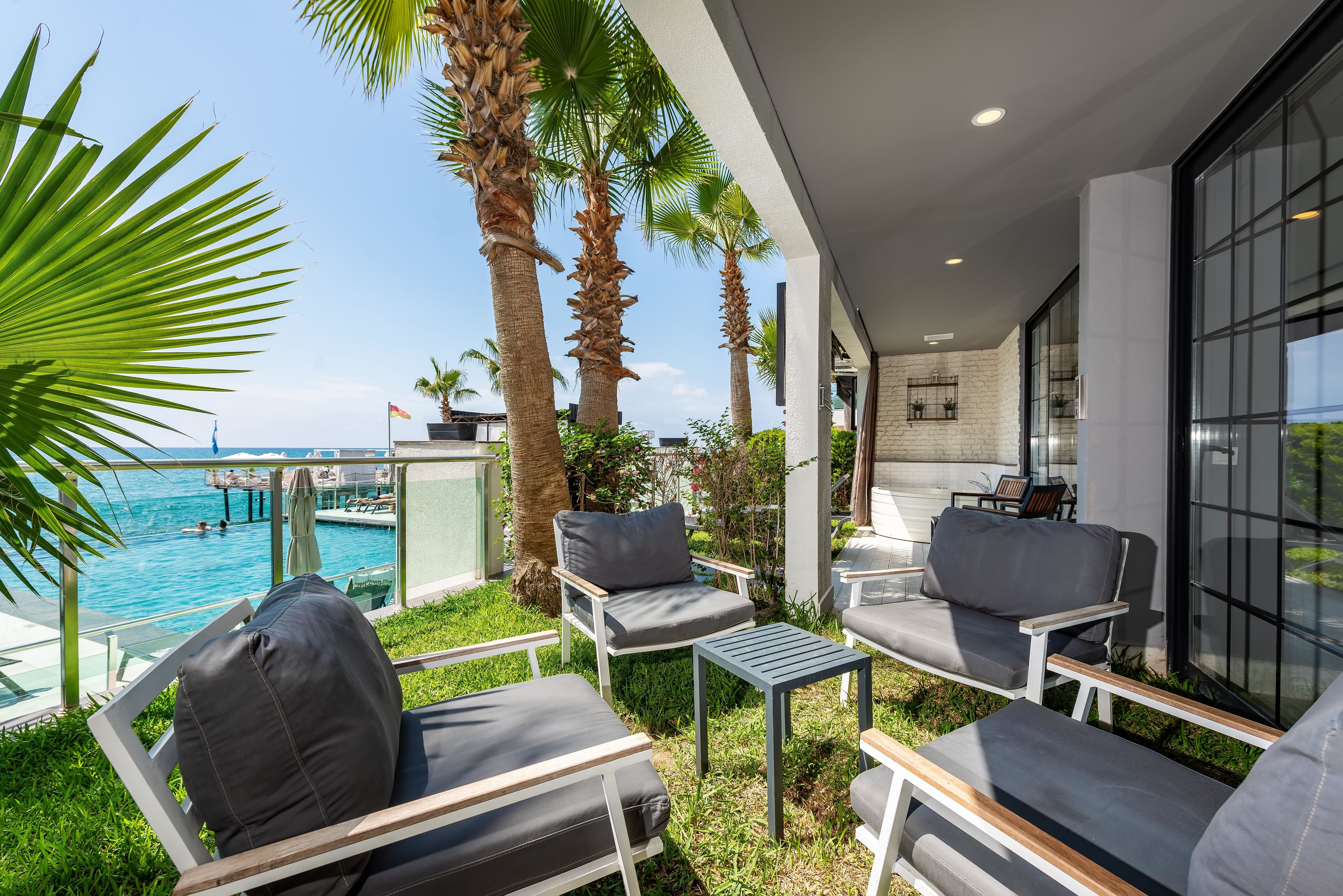 WHITE CITY RESORT