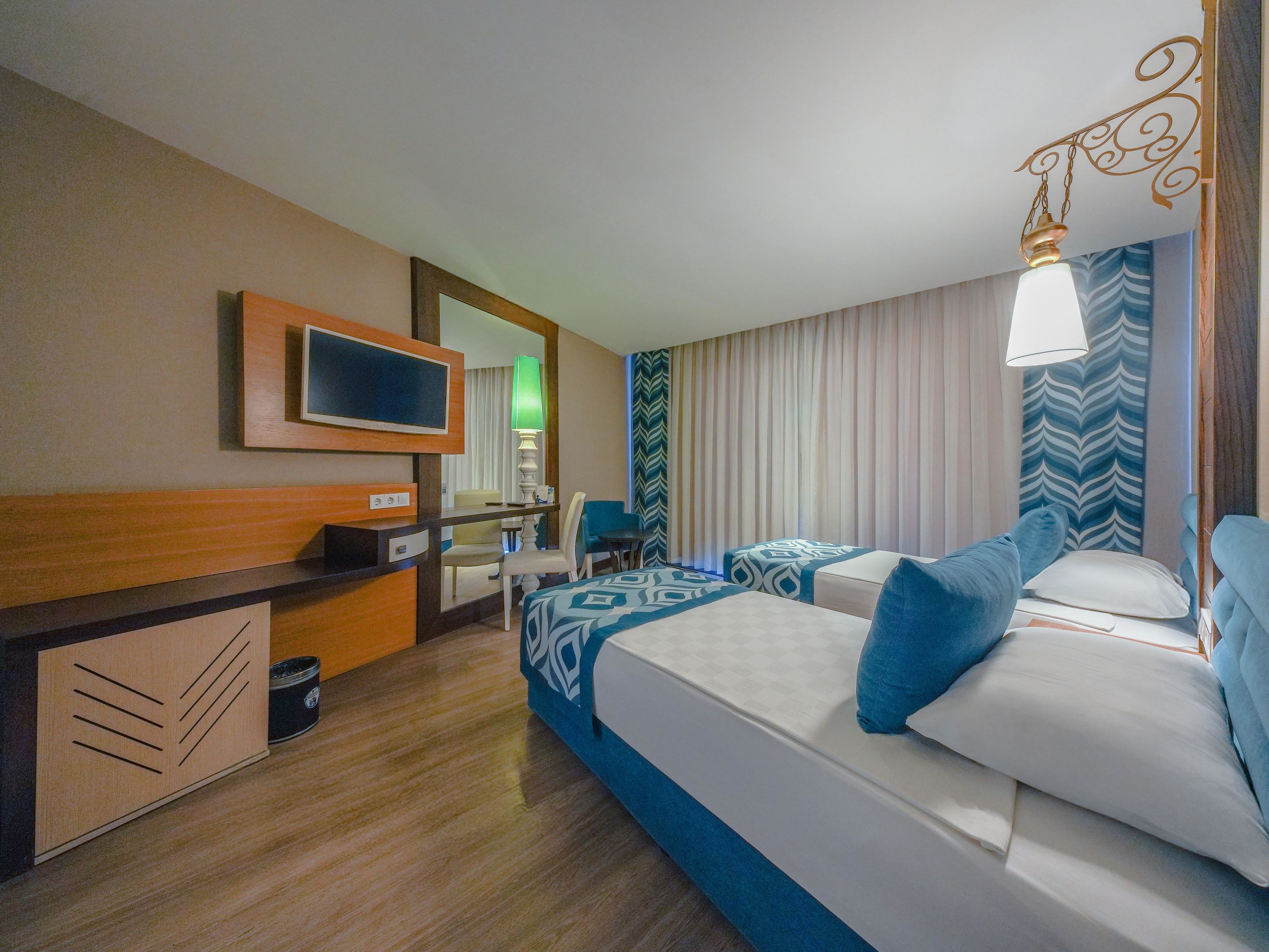 DREAM WORLD RESORT - SPA