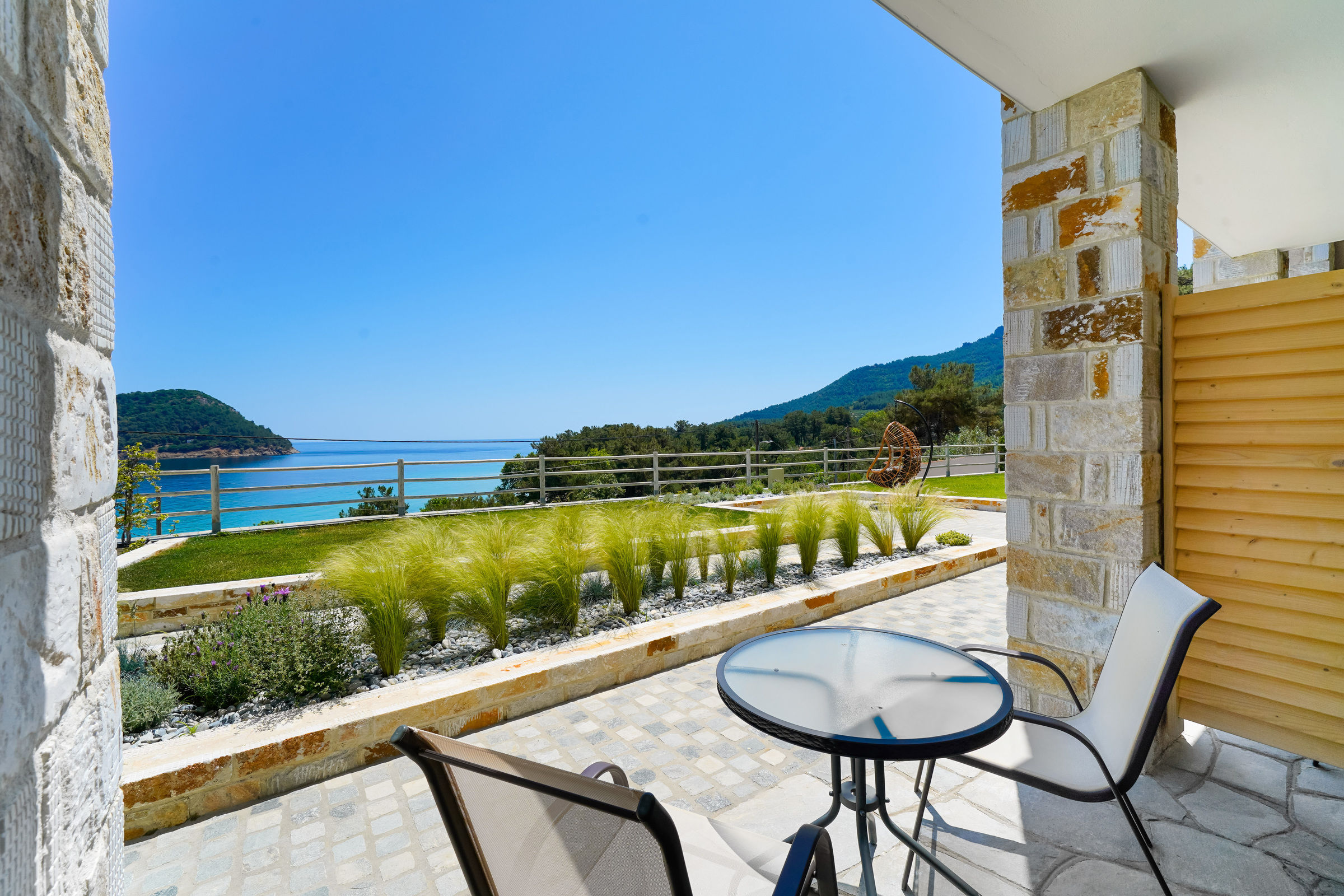 AGORASTOS HOTEL