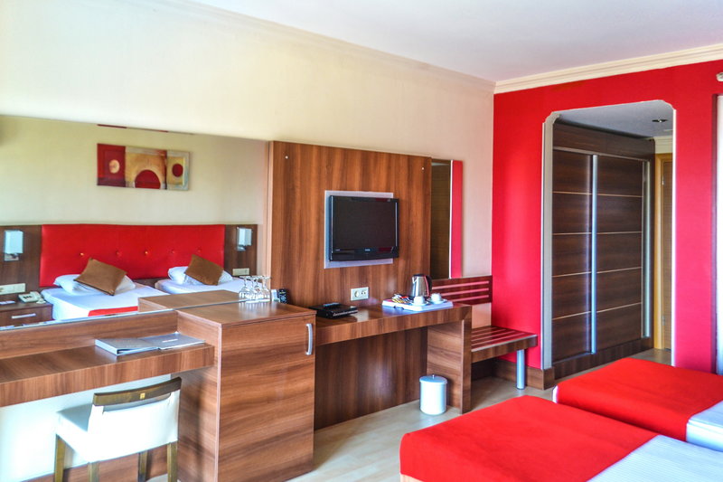 SIDE KUM HOTEL