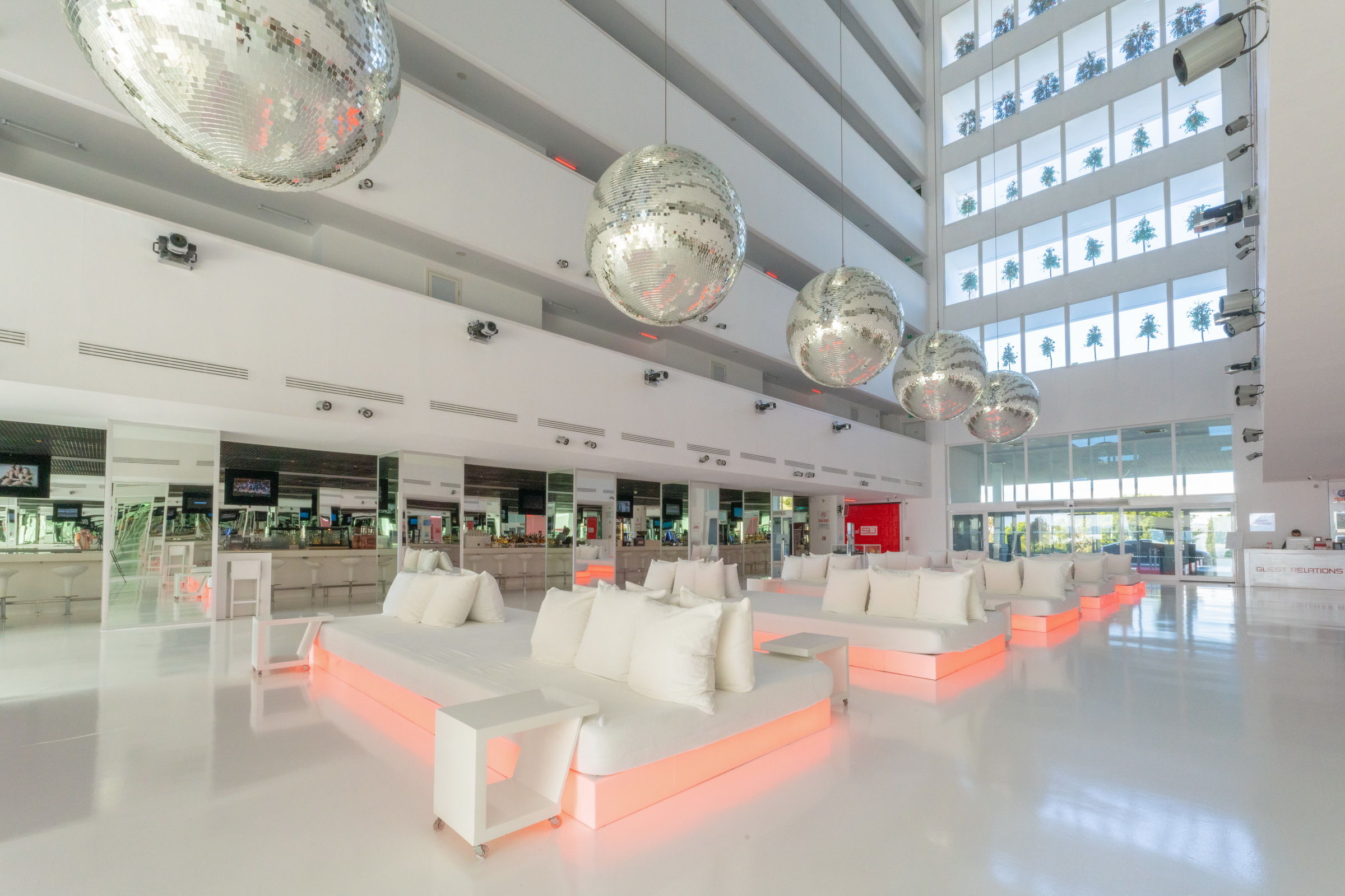 HOTEL SU