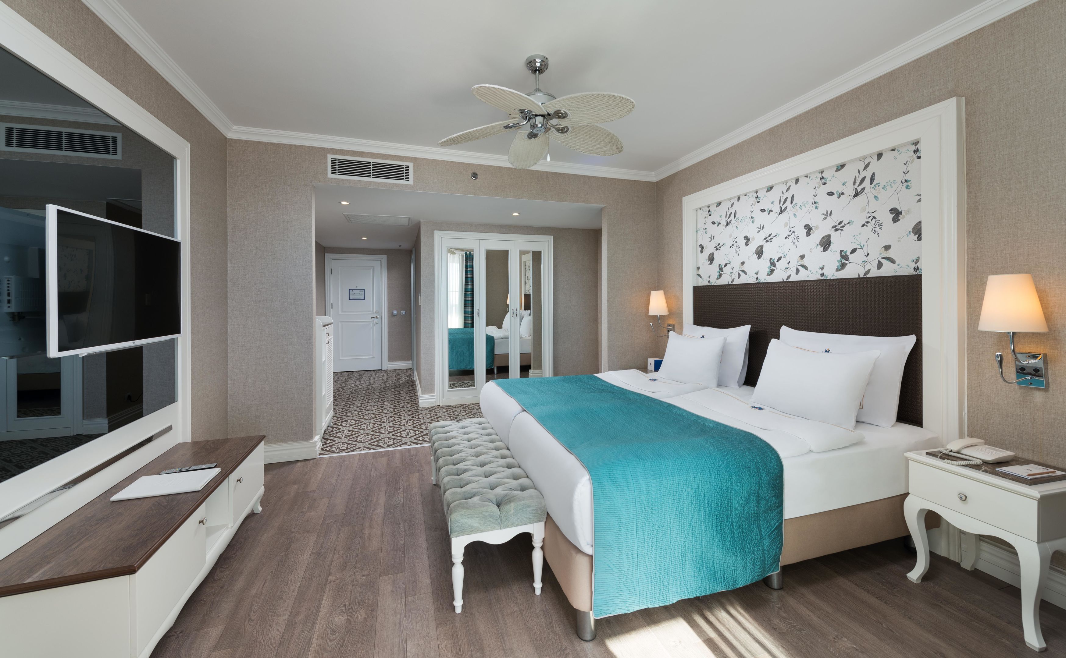 RUBI PLATINIUM SPA RESORT-SUITES