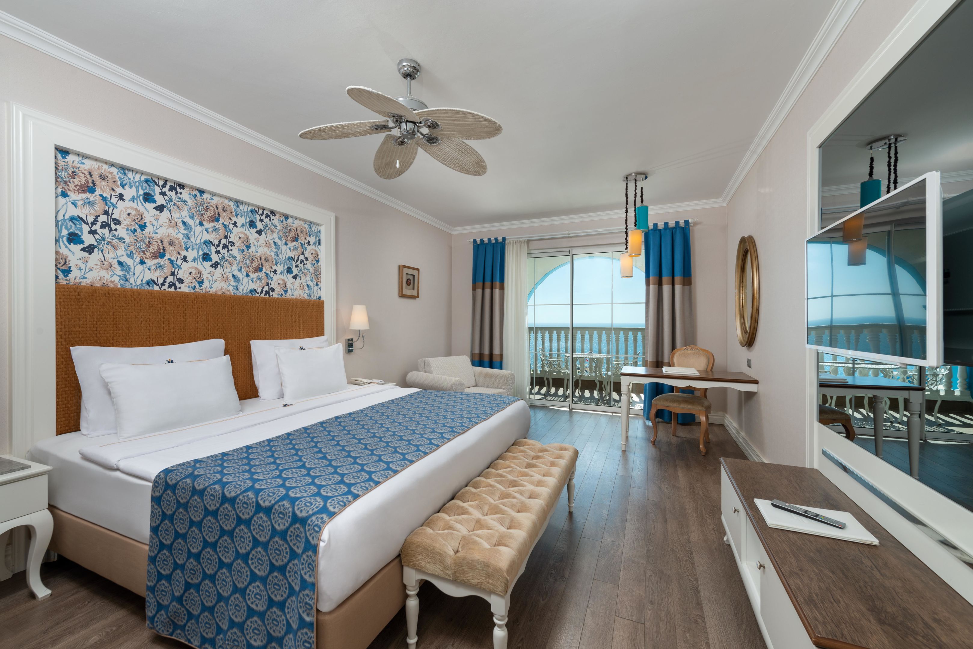 RUBI PLATINIUM SPA RESORT-SUITES