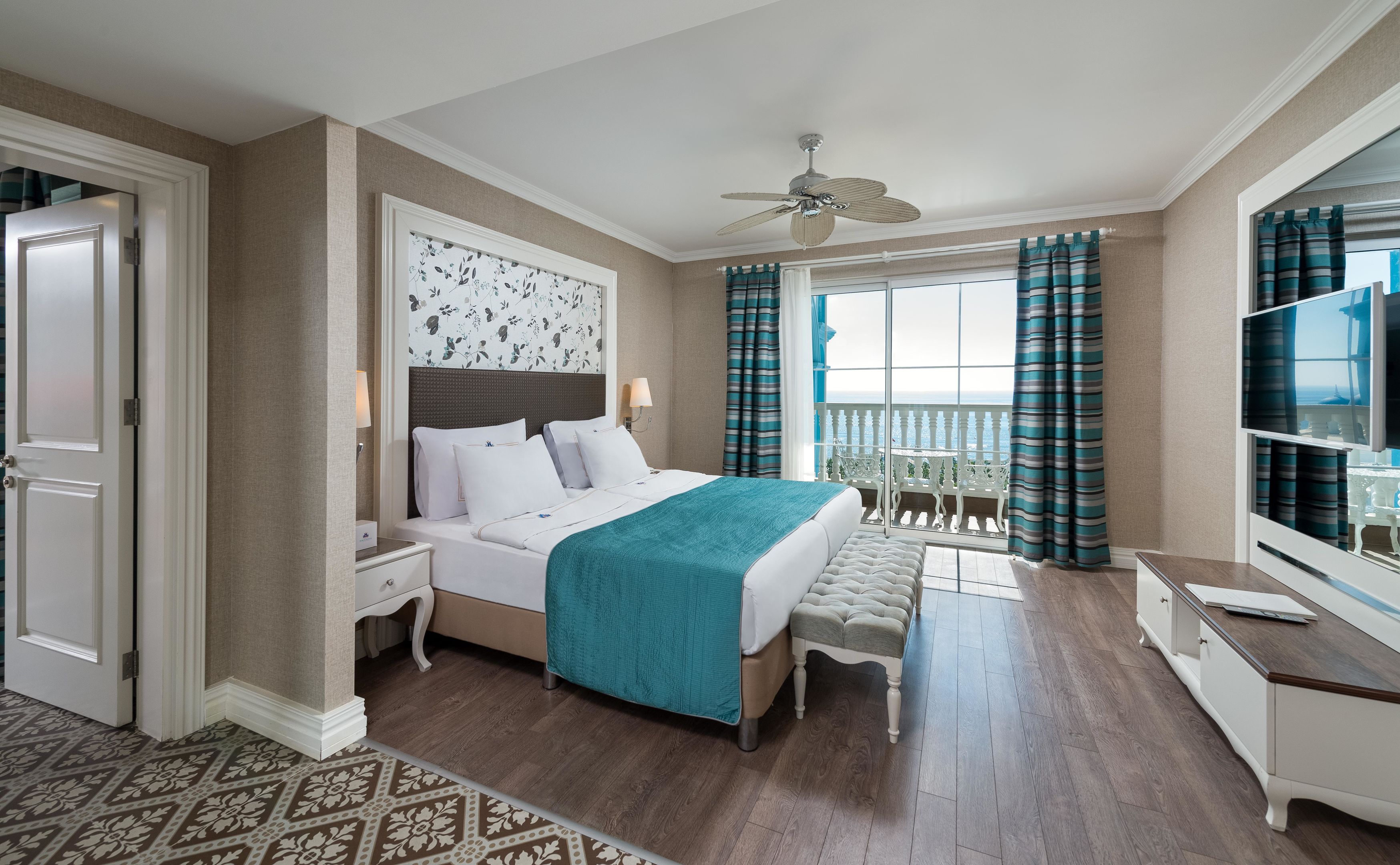 RUBI PLATINIUM SPA RESORT-SUITES