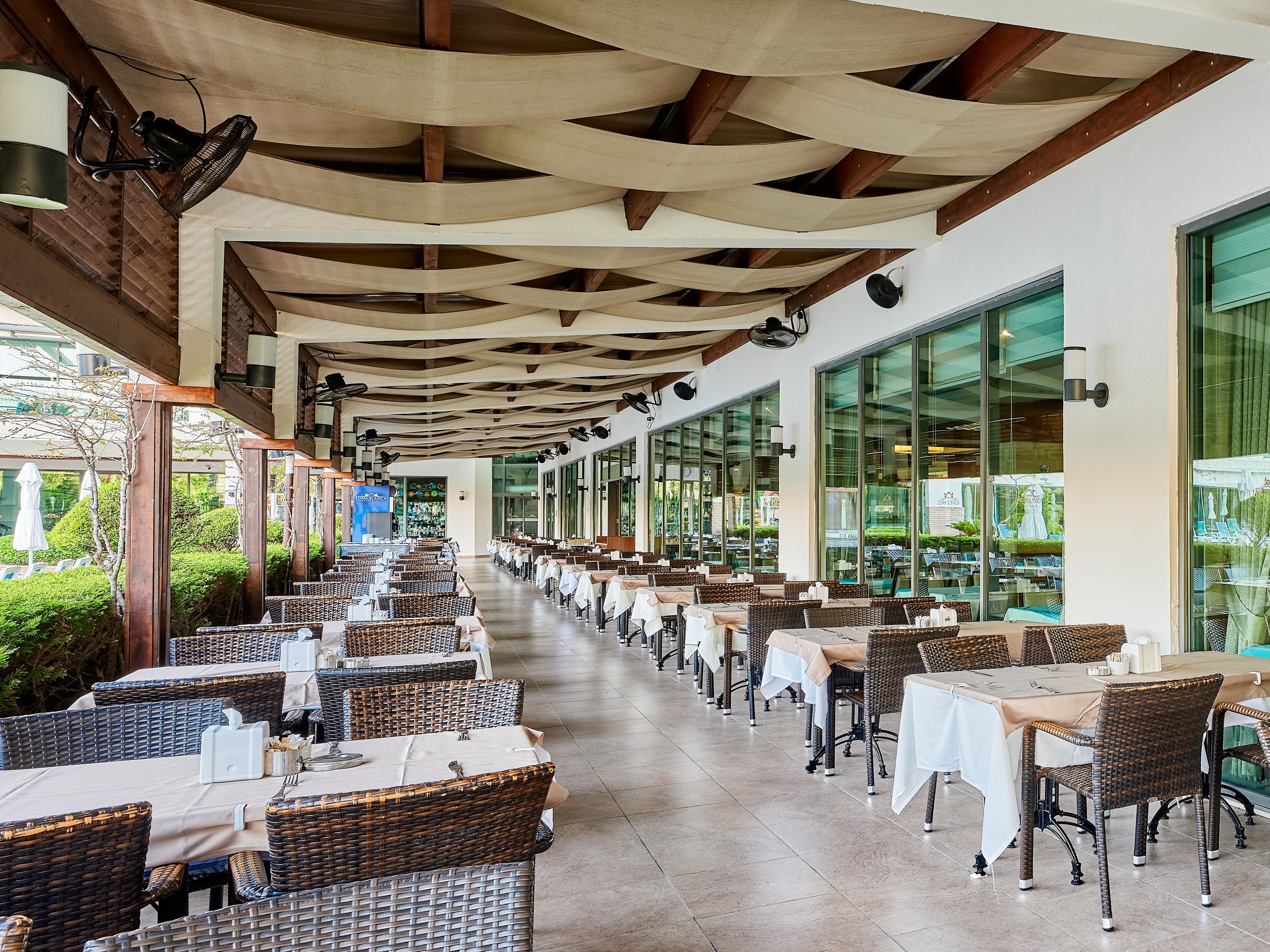 LUNA BLANCA RESORT-SPA
