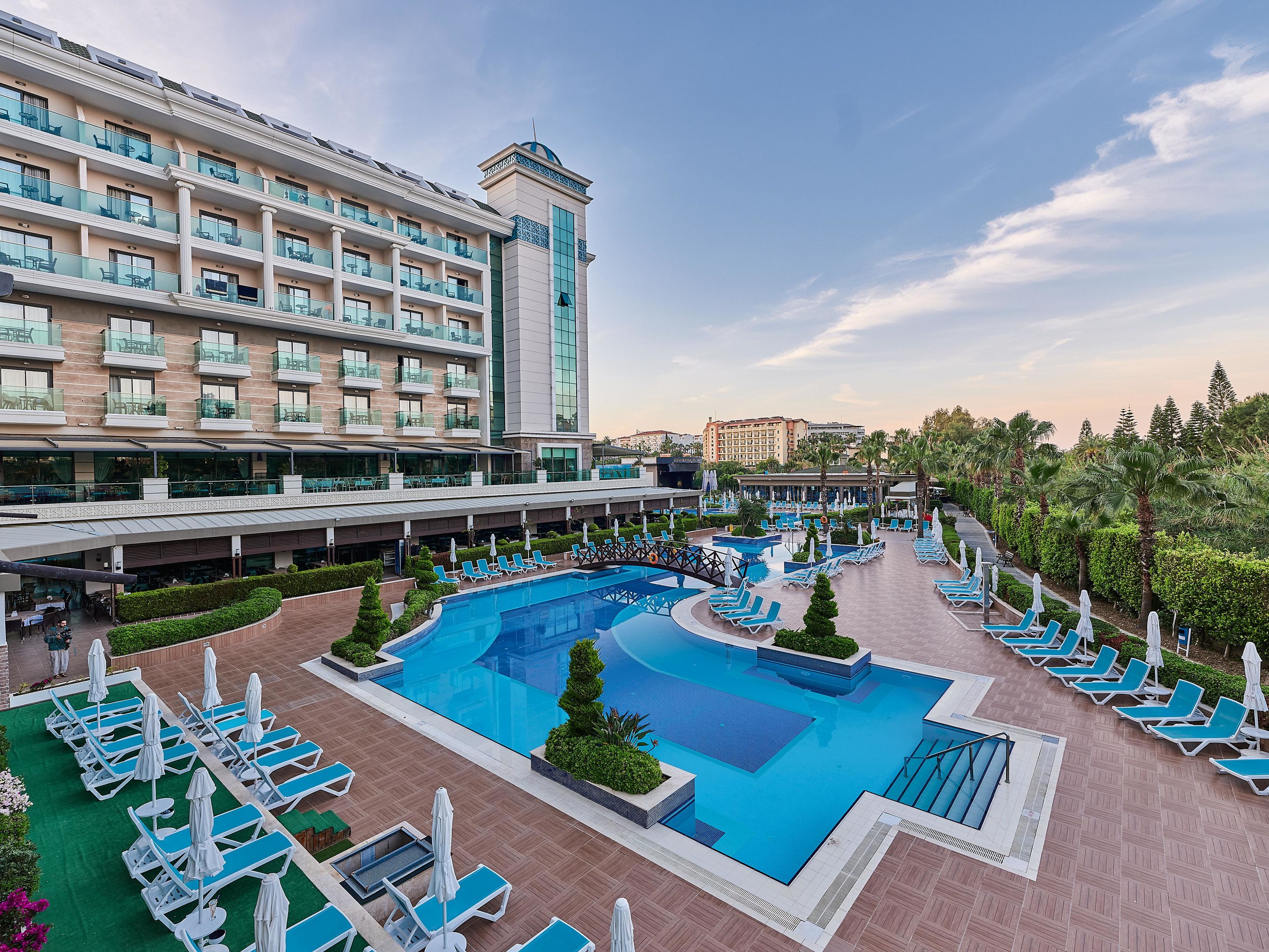 LUNA BLANCA RESORT-SPA